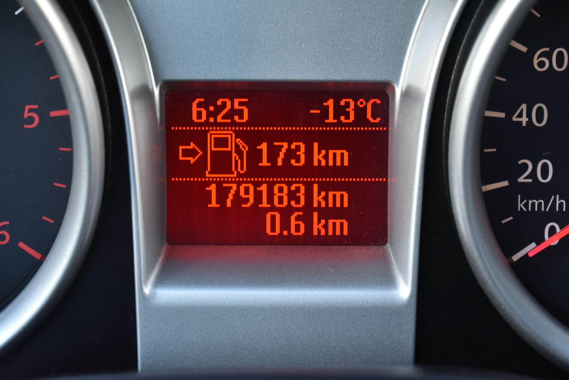 Ford Kuga, II 2.0d MT (140 л.с.) 2012