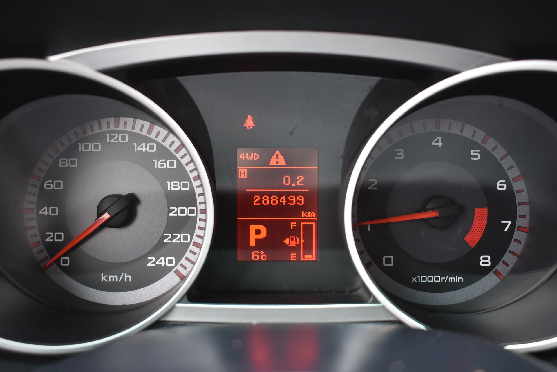 Mitsubishi Outlander, II 2.4 CVT (170 л.с.) 4WD 2007