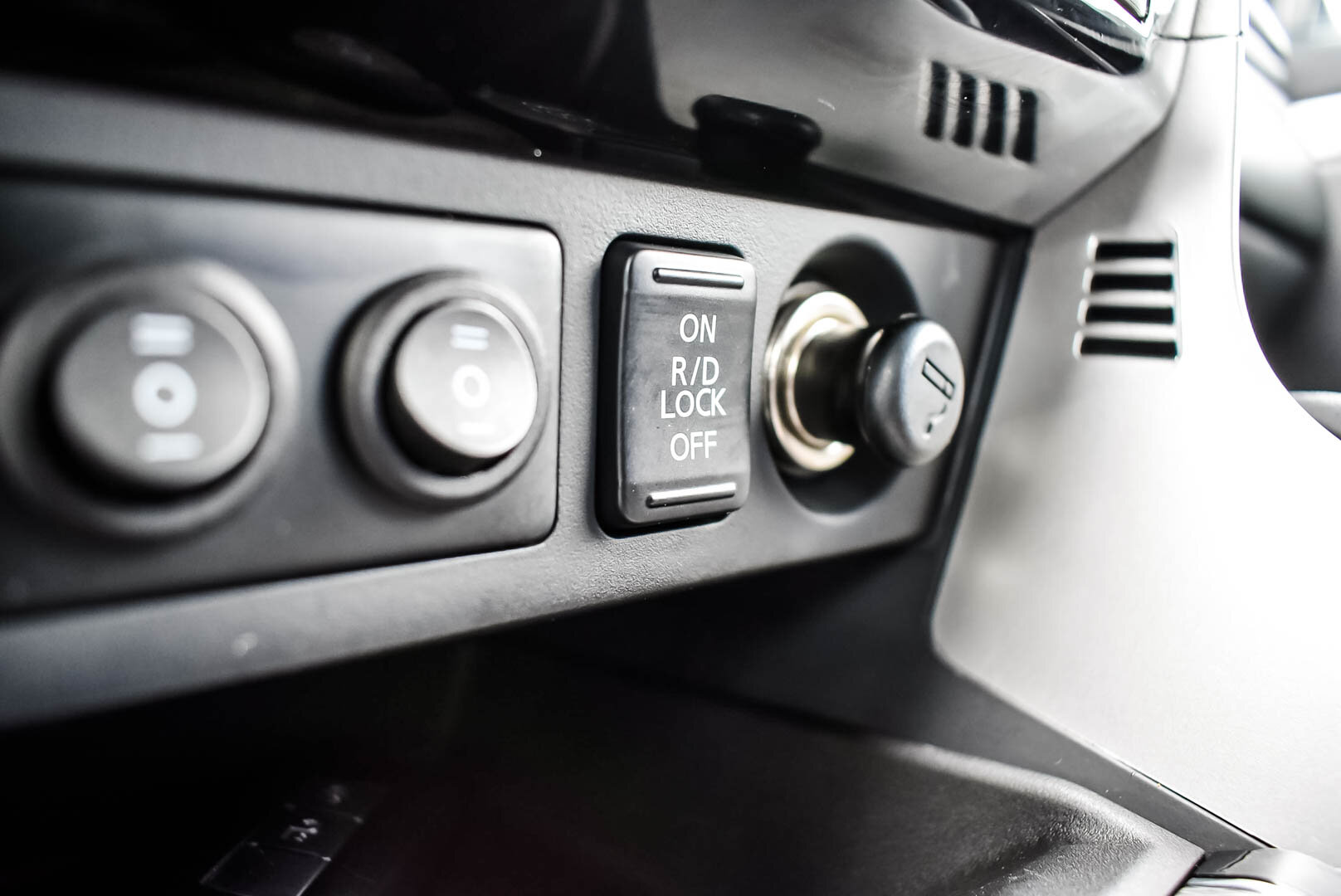 Mitsubishi Pajero Sport, III 3.0 AT (209 л.с.) 4WD 2020