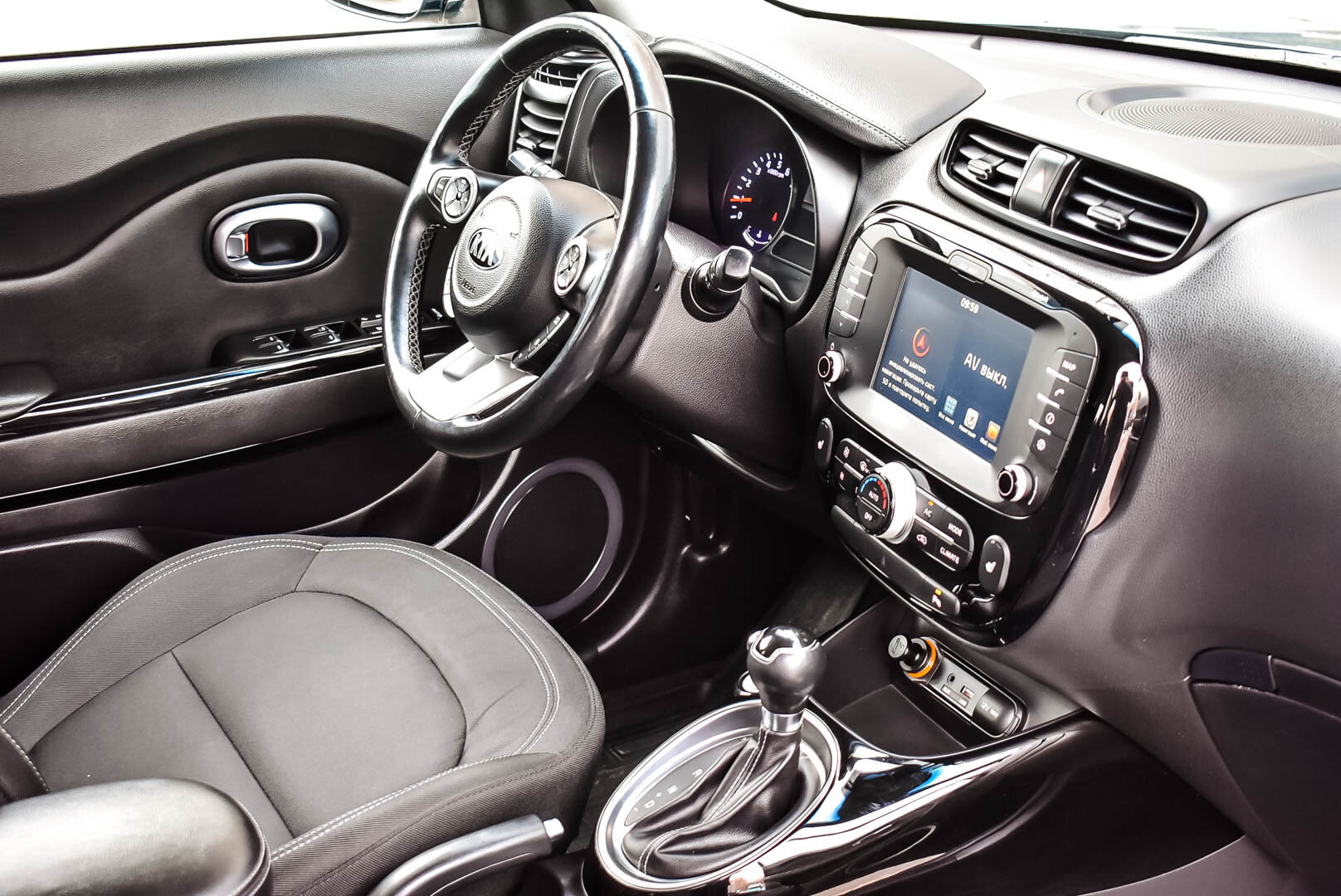 Kia Soul, II Рестайлинг 2.0 AT (150 л.с.) 2019