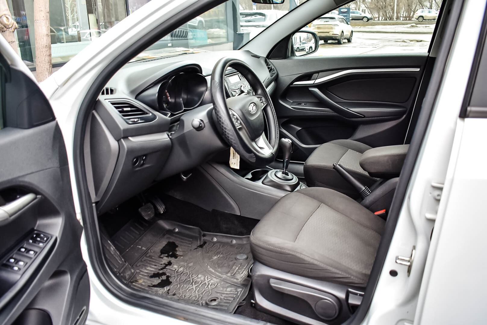 Lada (ВАЗ) Vesta, I 1.8 AMT (122 л.с.) 2018