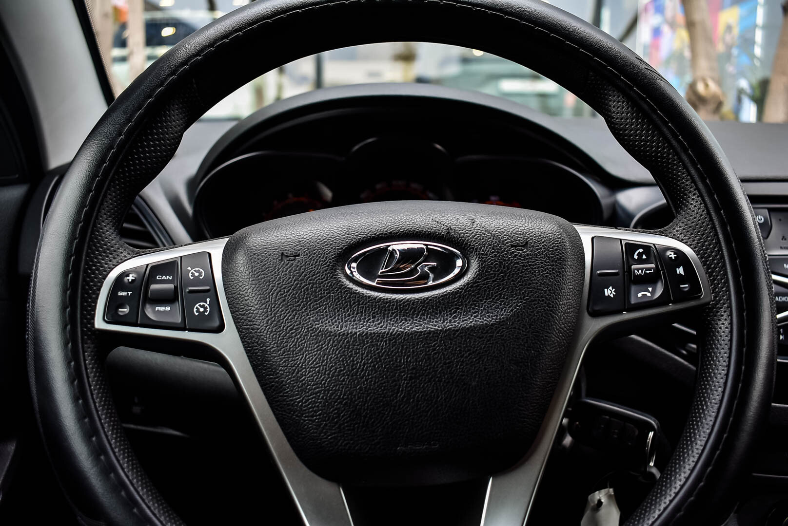 Lada (ВАЗ) Vesta, I 1.8 AMT (122 л.с.) 2018