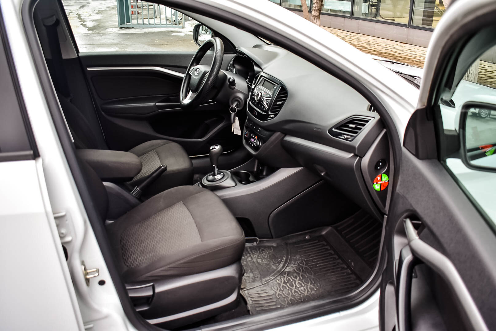 Lada (ВАЗ) Vesta, I 1.8 AMT (122 л.с.) 2018