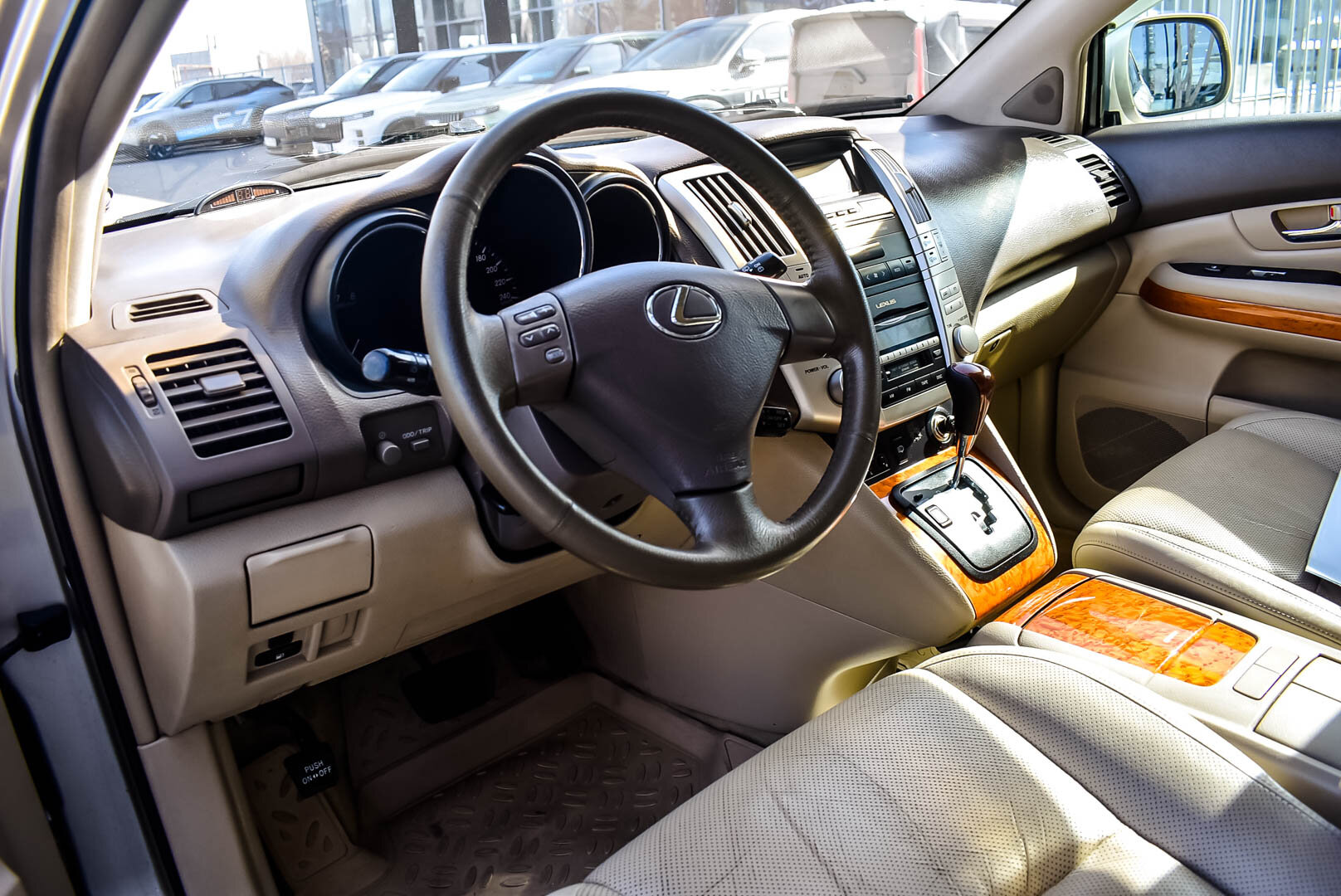 Lexus RX, II 300 3.0 AT (204 л.с.) 4WD 2004