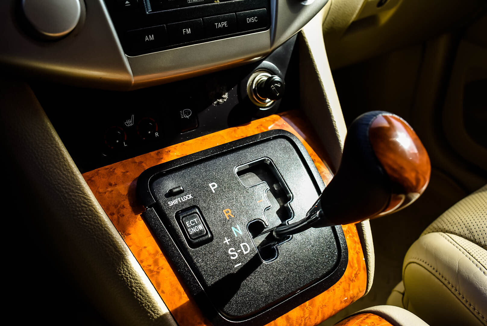 Lexus RX, II 300 3.0 AT (204 л.с.) 4WD 2004