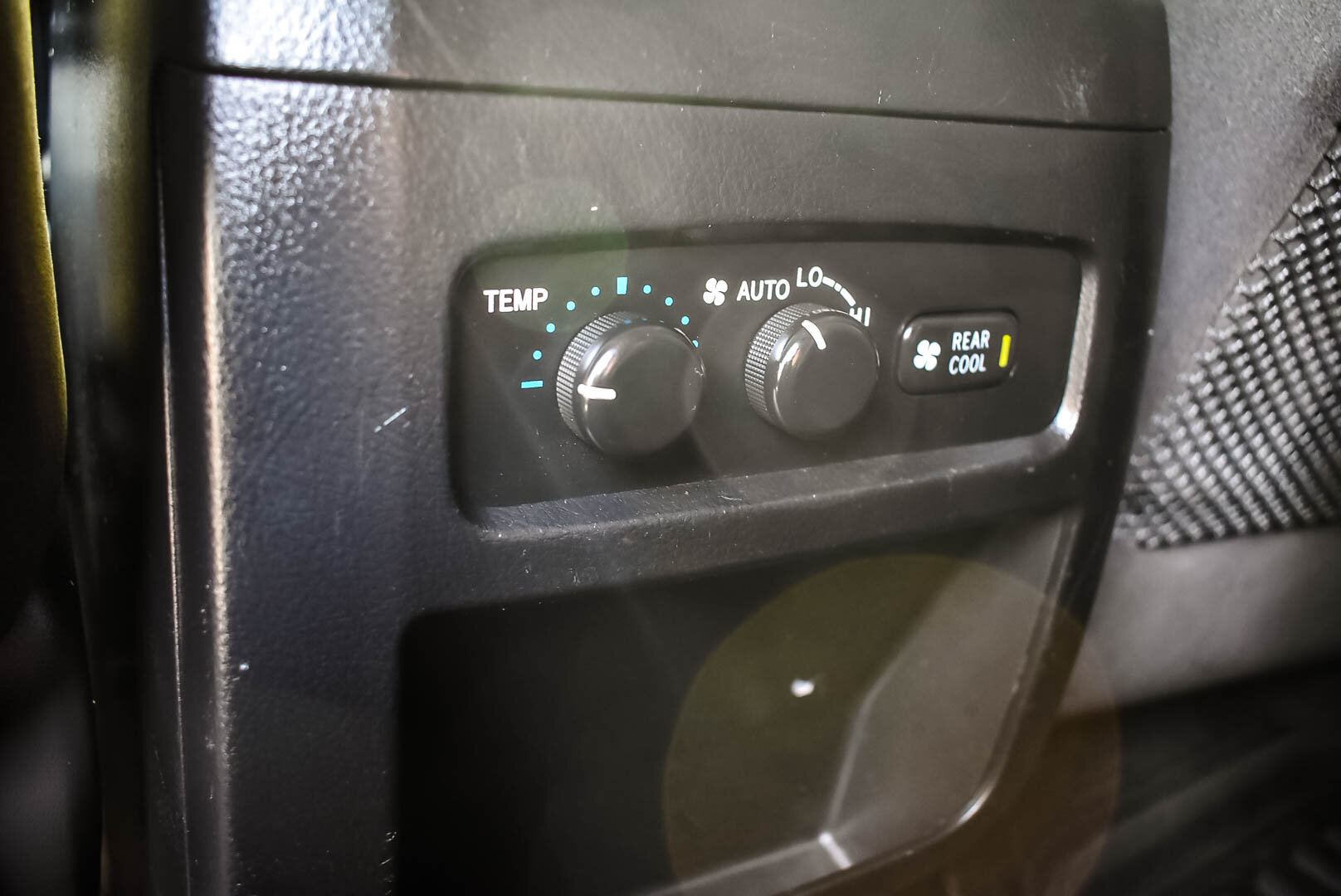 Toyota Land Cruiser Prado, 120 Series 2.7 AT (163 л.с.) 4WD 2005