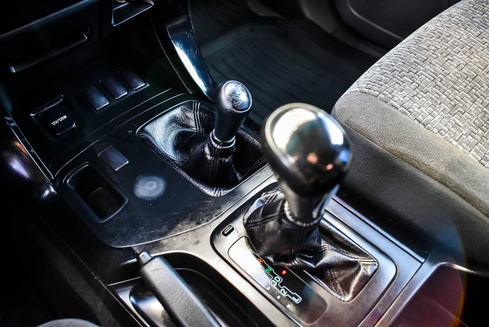 Toyota Land Cruiser Prado, 120 Series 2.7 AT (163 л.с.) 4WD 2005