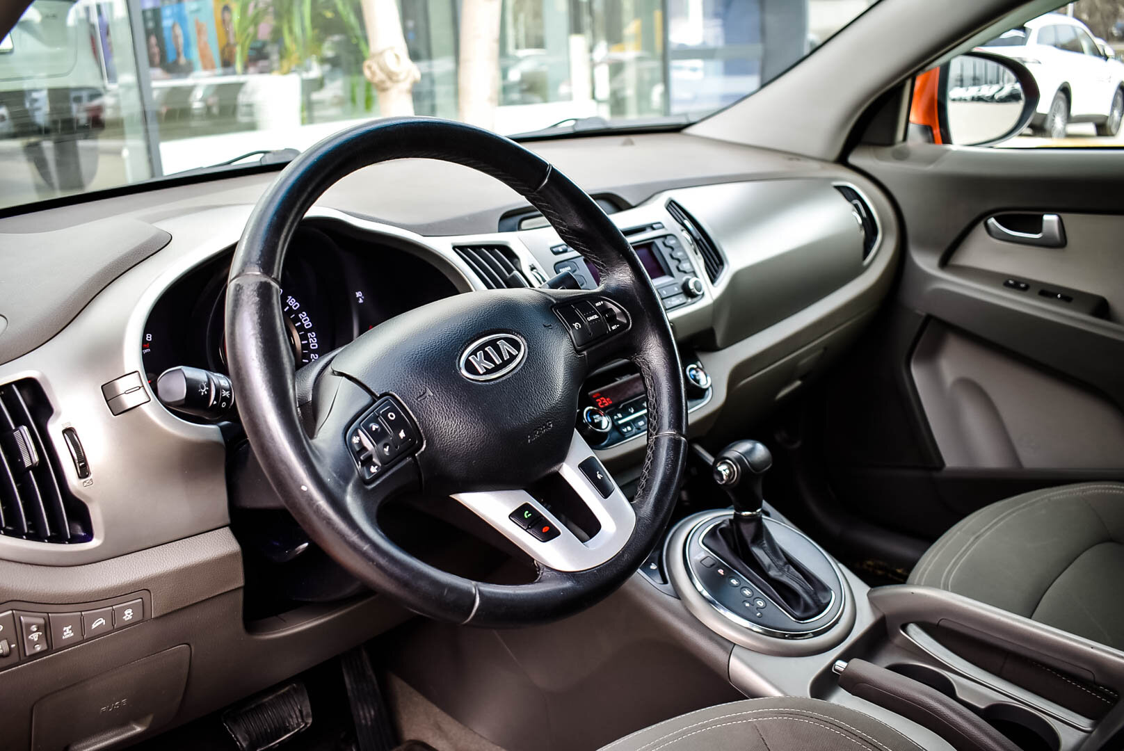 Kia Sportage, III 2.0 AT (150 л.с.) 4WD 2011