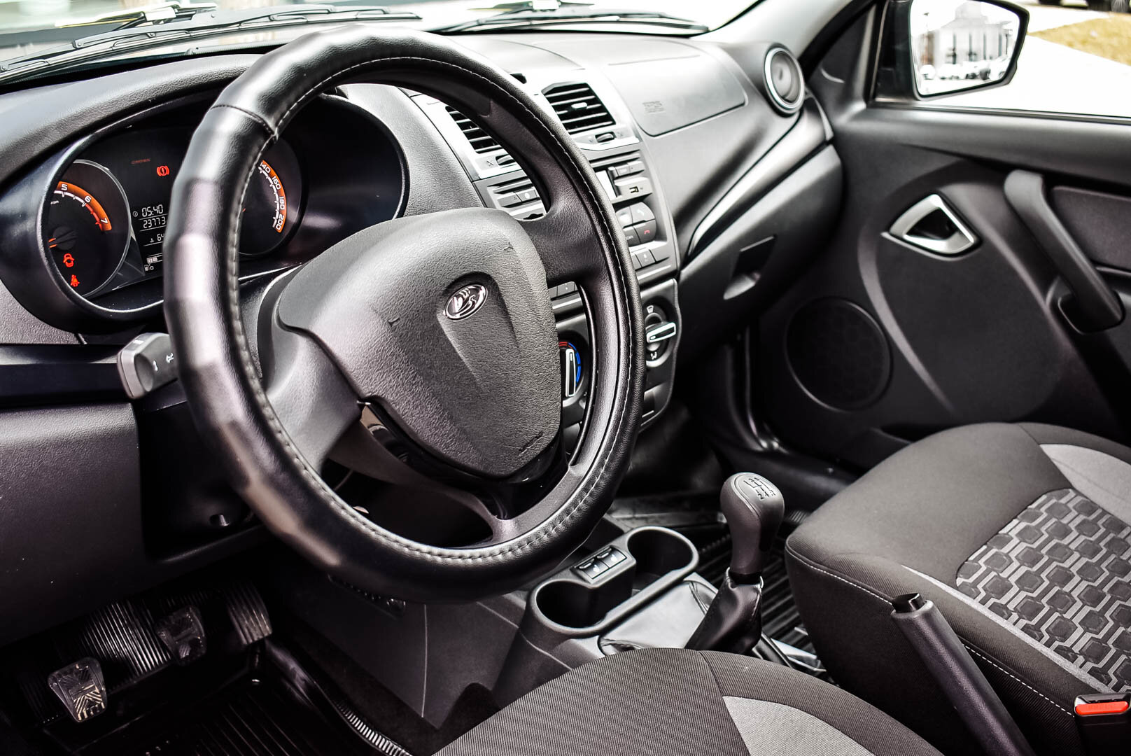 Lada (ВАЗ) Granta, I Рестайлинг Cross 1.6 MT (90 л.с.) 2024