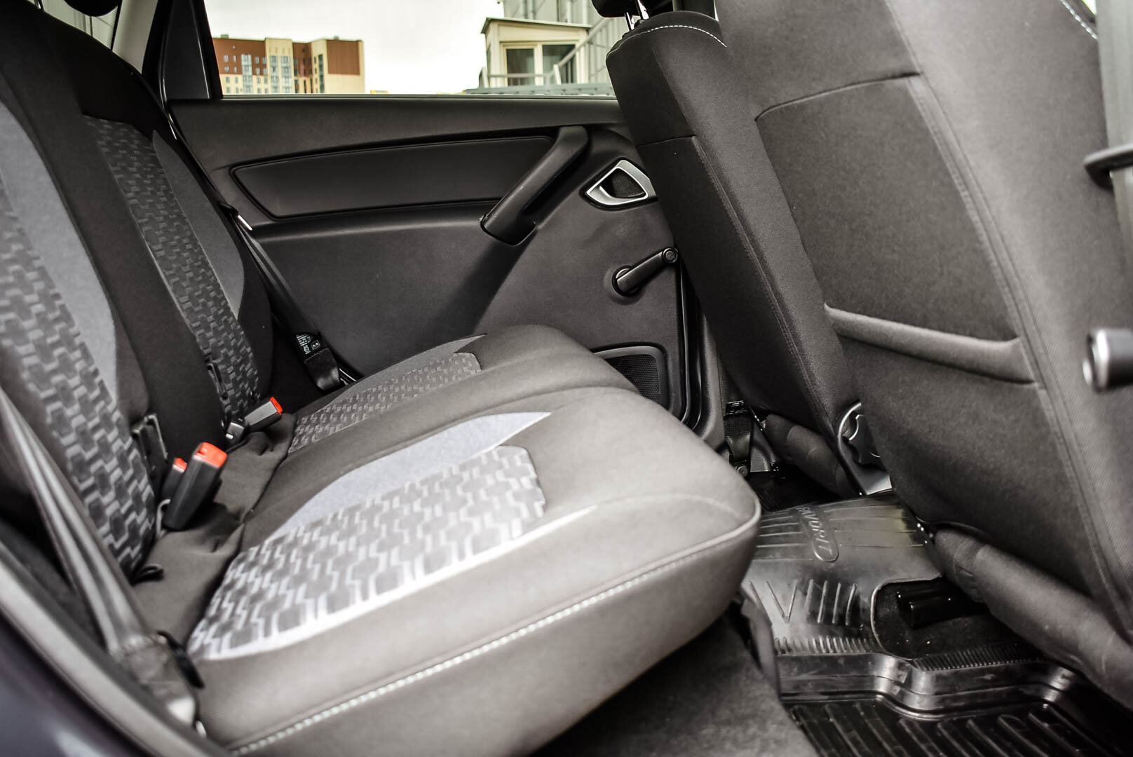 Lada (ВАЗ) Granta, I Рестайлинг Cross 1.6 MT (90 л.с.) 2024