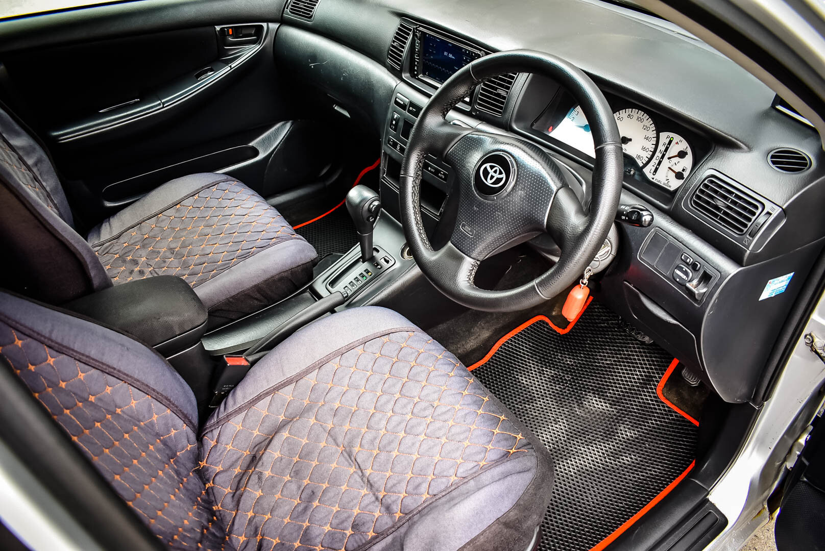 Toyota Allex, I 1.5 AT (110 л.с.) 2001