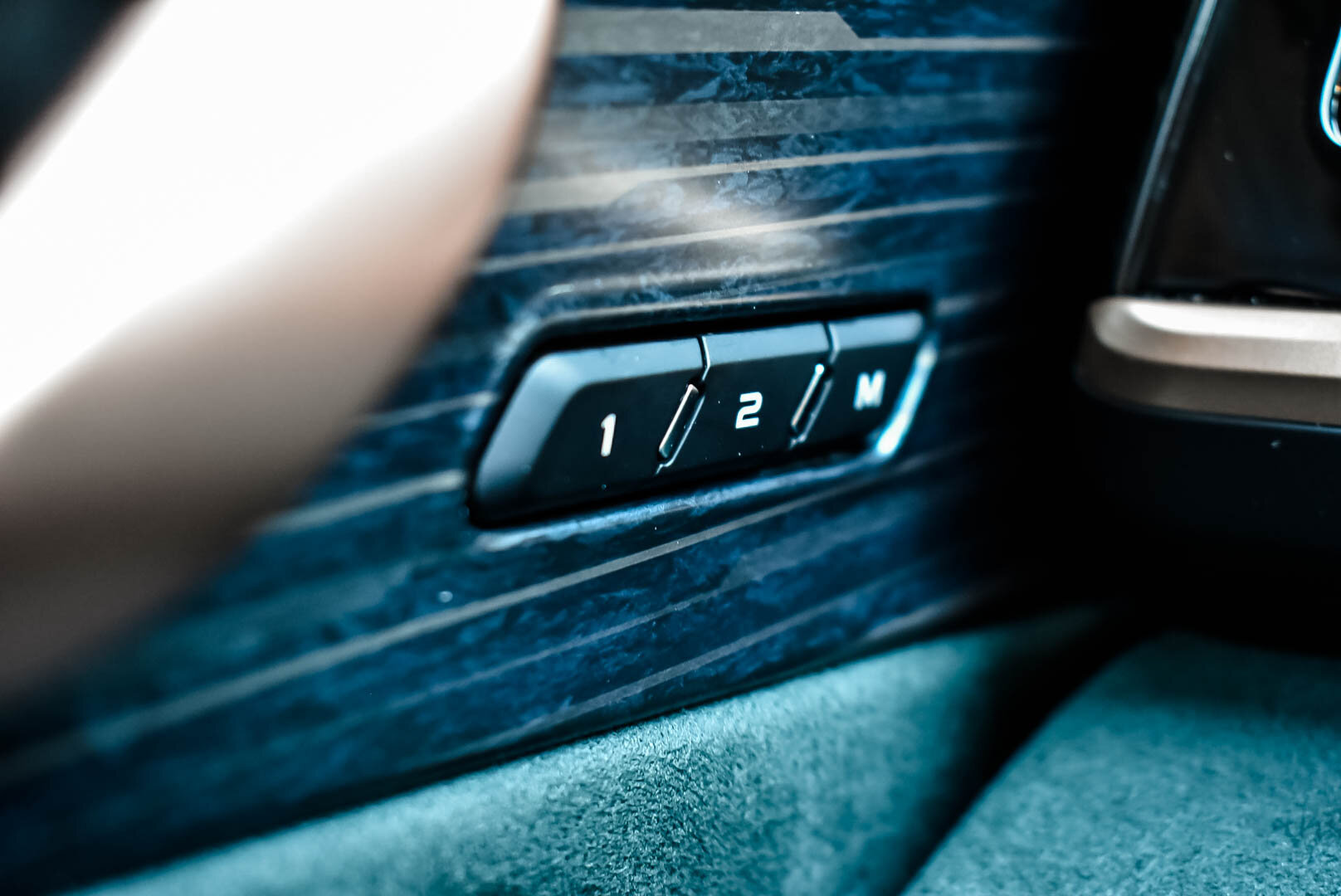 Geely Monjaro, I 2.0 AT (238 л.с.) 4WD 2023