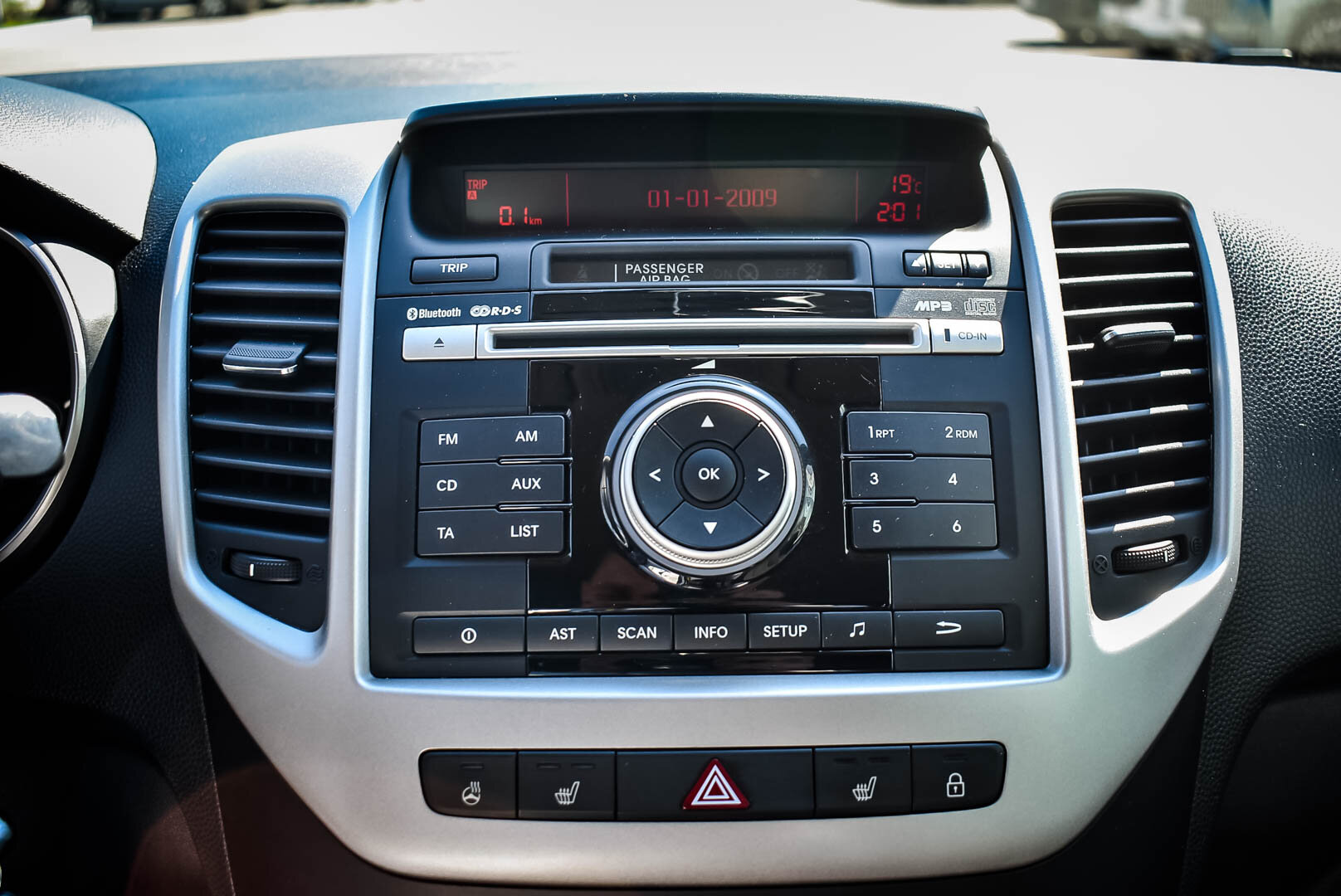 Kia Venga, I Рестайлинг 1.6 AT (124 л.с.) 2015