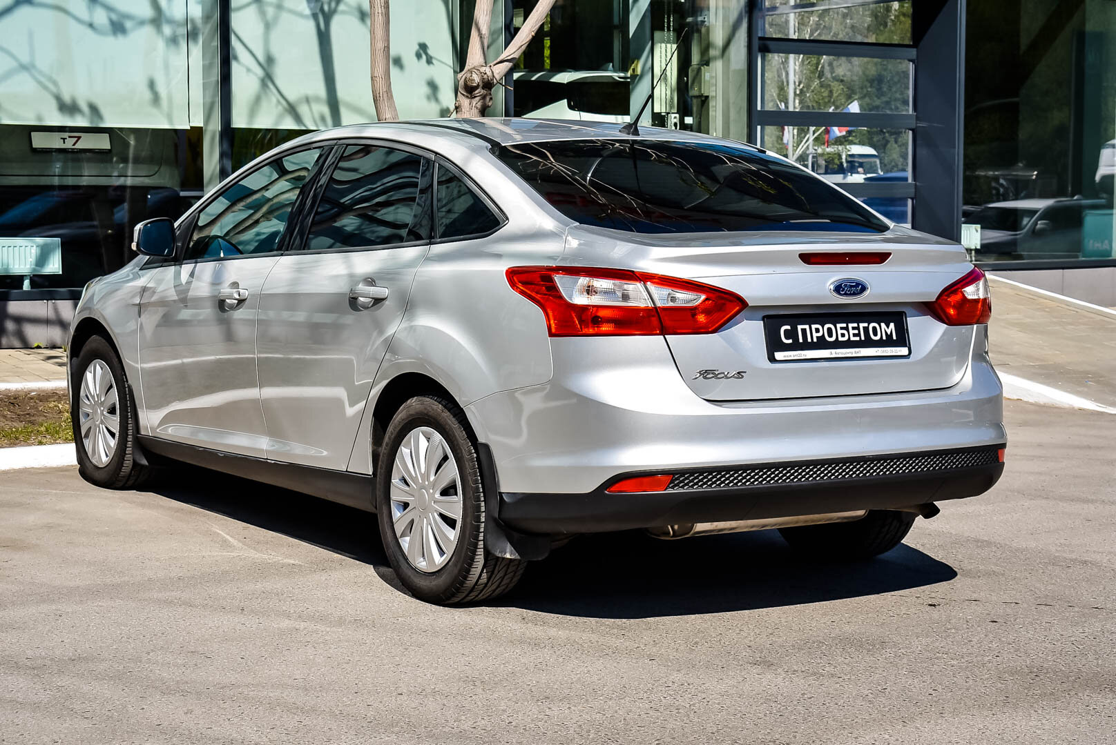 Ford Focus, III 1.6 AMT (105 л.с.) 2012
