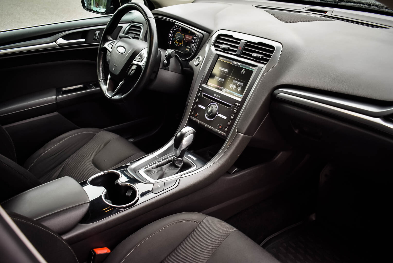 Ford Mondeo, V 2.5 AT (149 л.с.) 2015