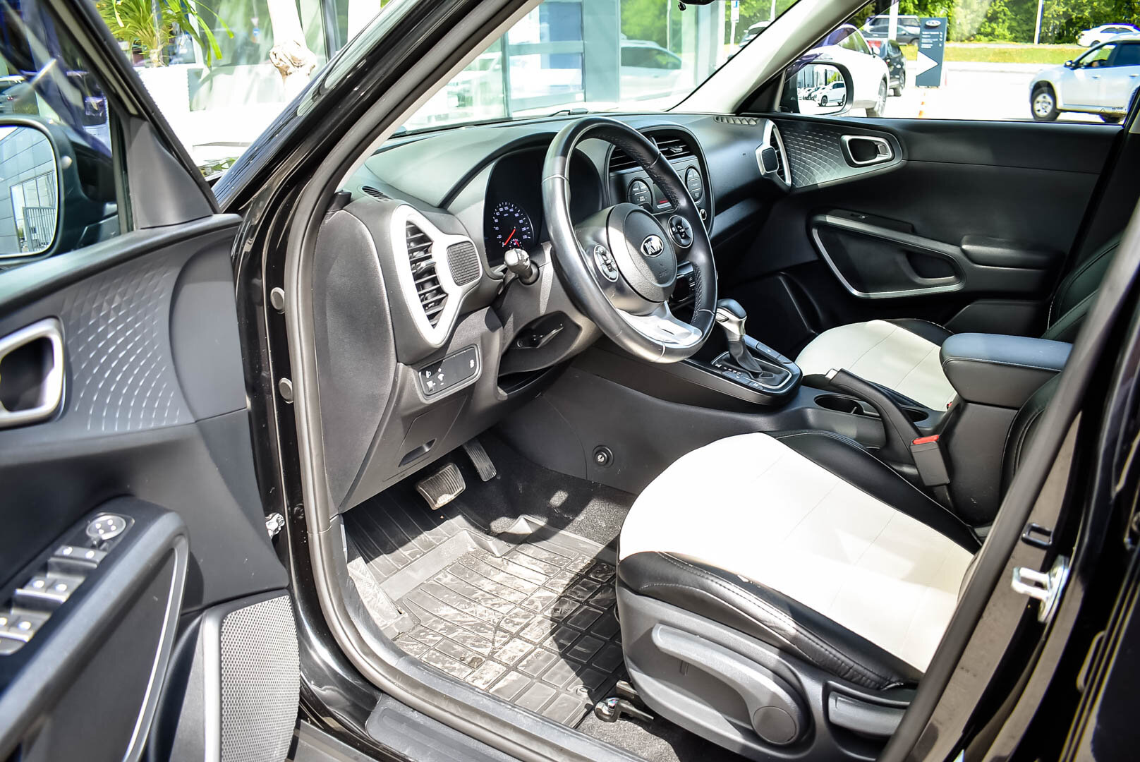 Kia Soul, III 1.6 AT (123 л.с.) 2020