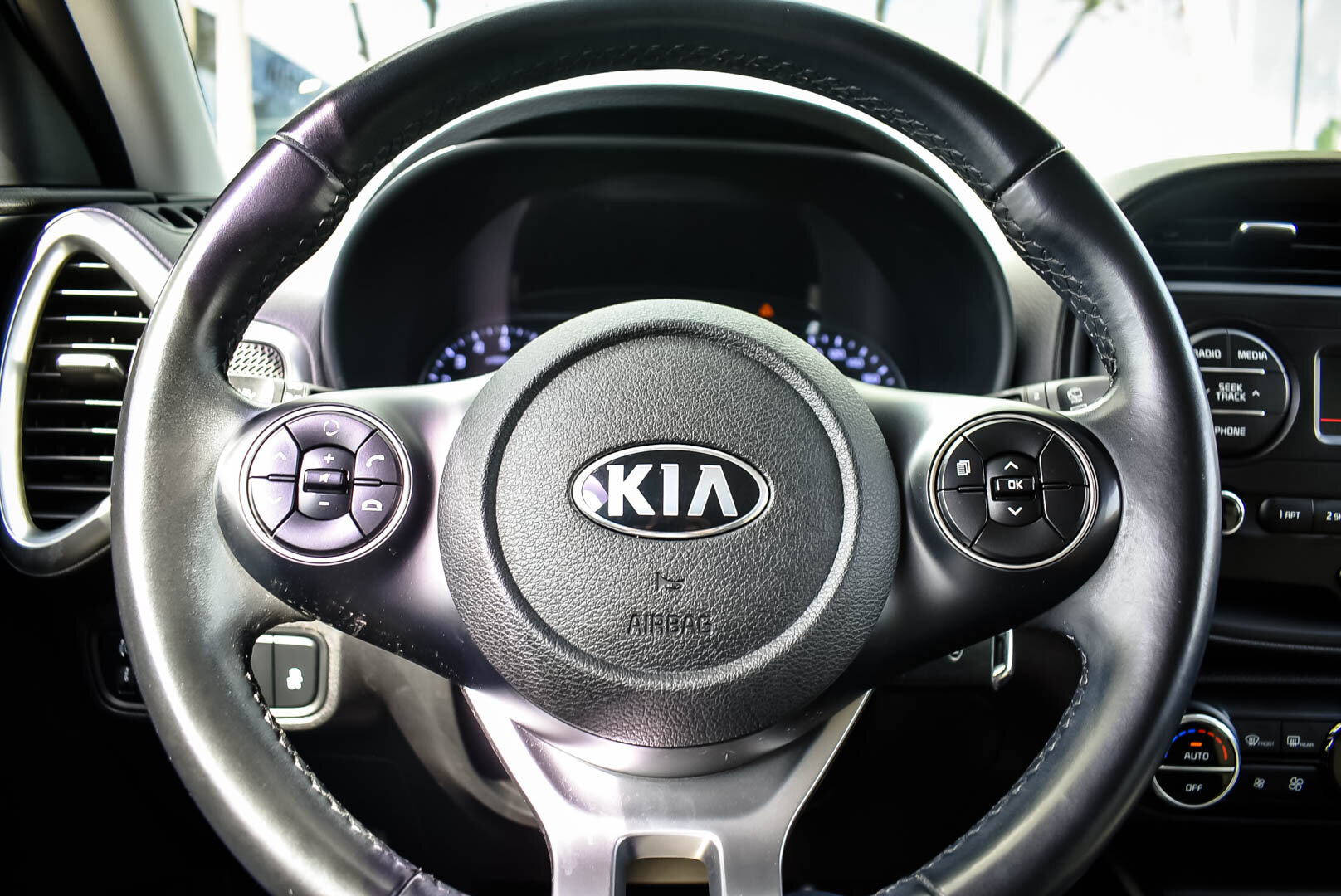 Kia Soul, III 1.6 AT (123 л.с.) 2020
