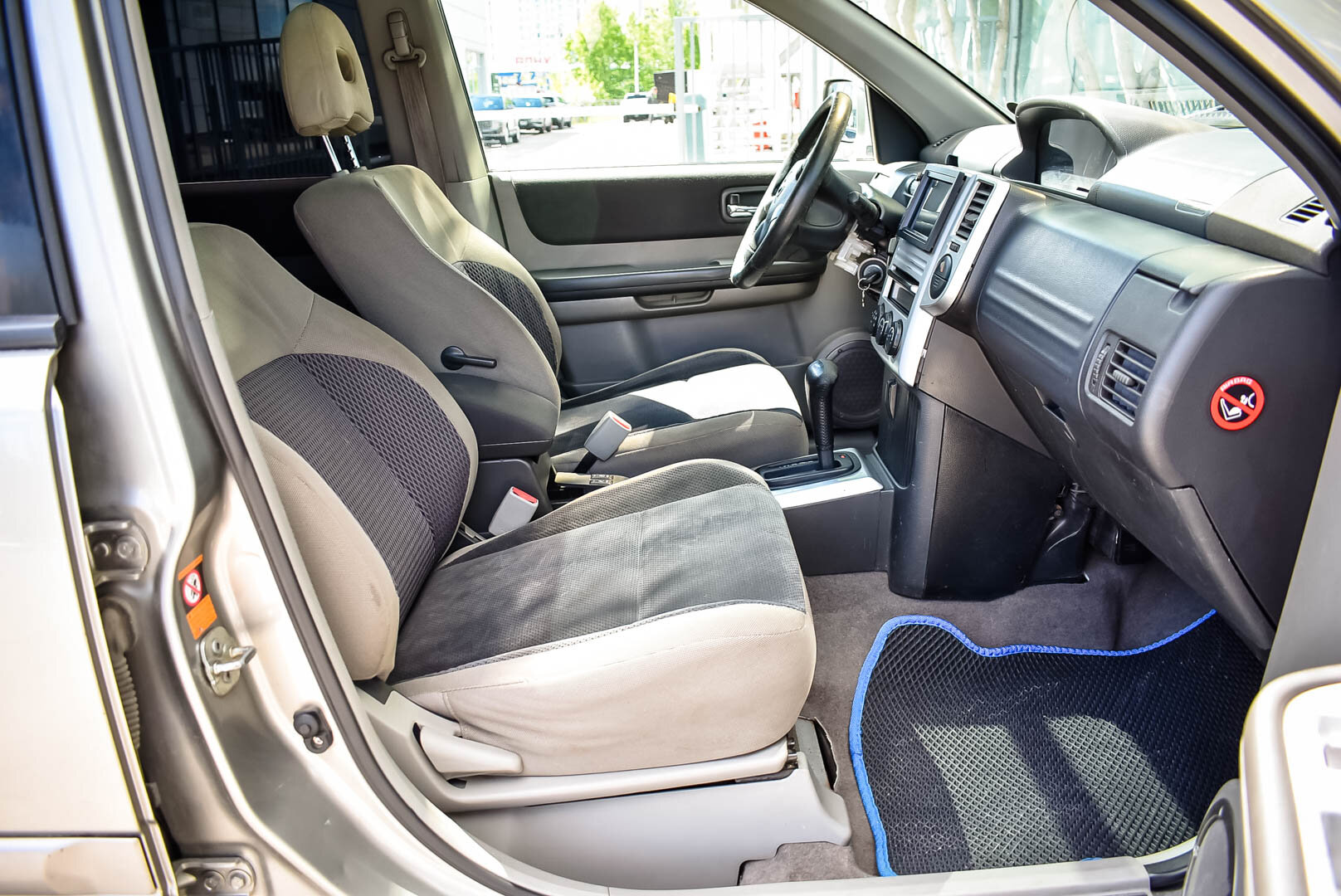 Nissan X-Trail, I Рестайлинг 2.0 AT (140 л.с.) 4WD 2005