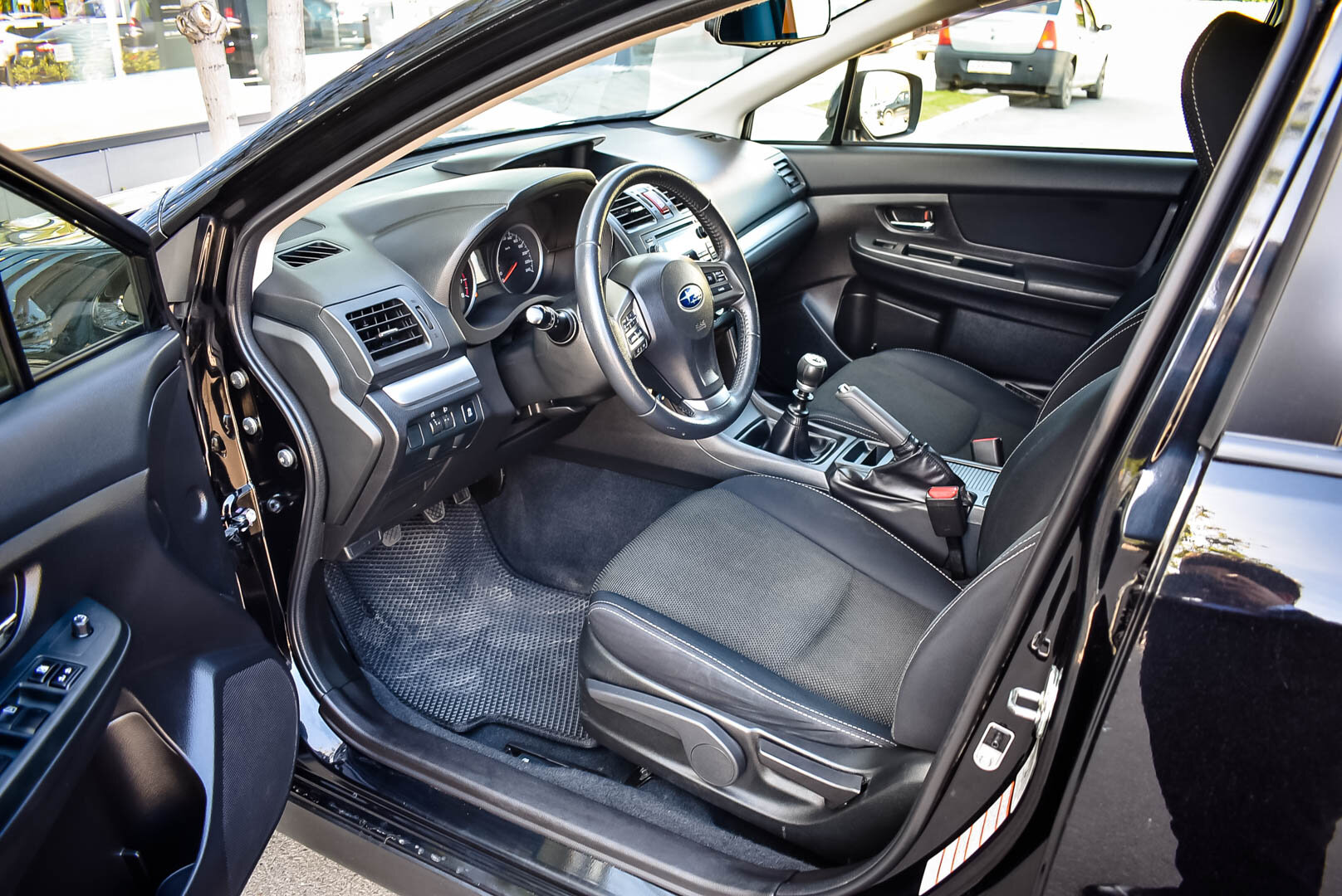 Subaru Impreza, IV 2.0 MT (150 л.с.) 4WD 2013