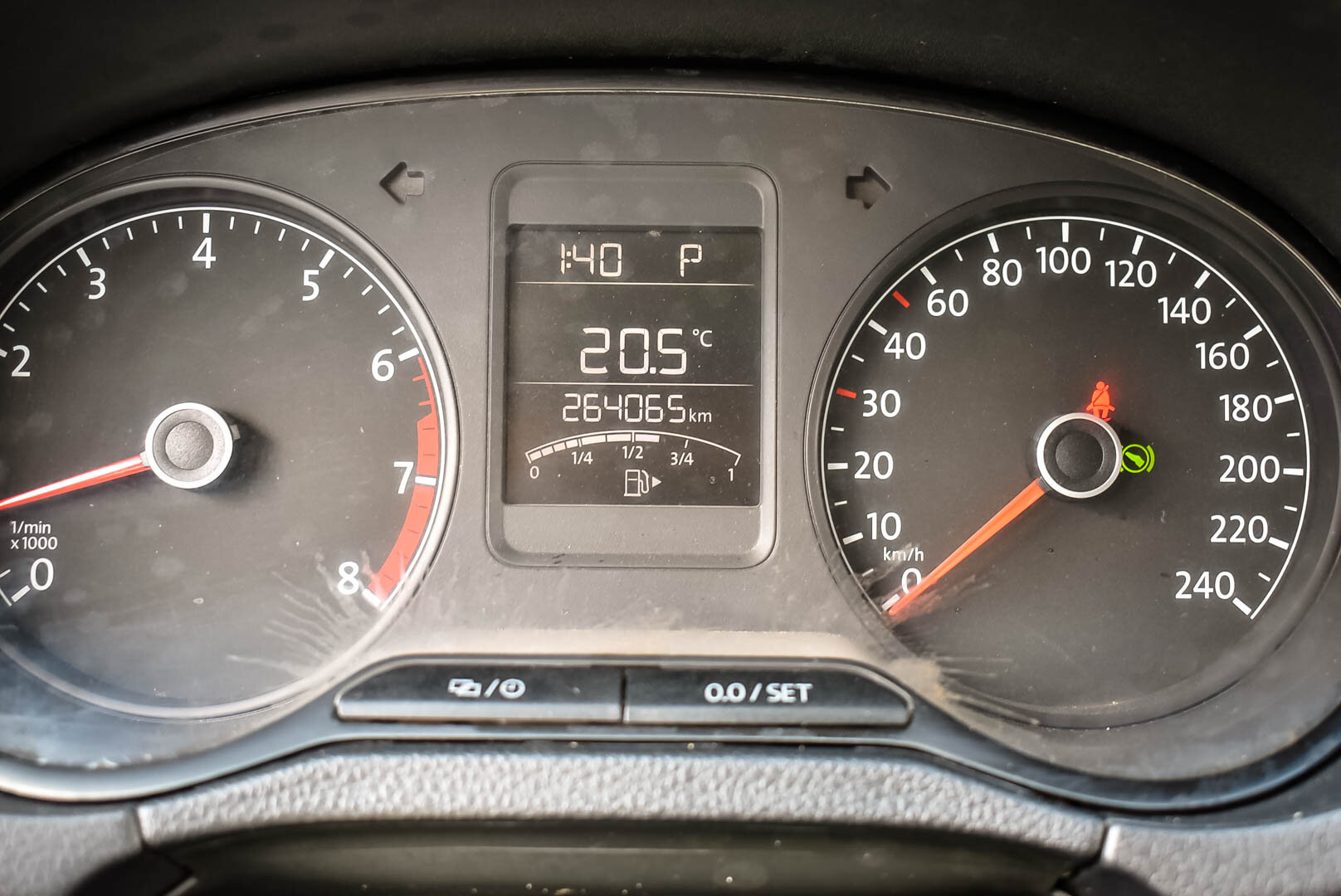 Volkswagen Polo, V Рестайлинг 1.6 AT (110 л.с.) 2016