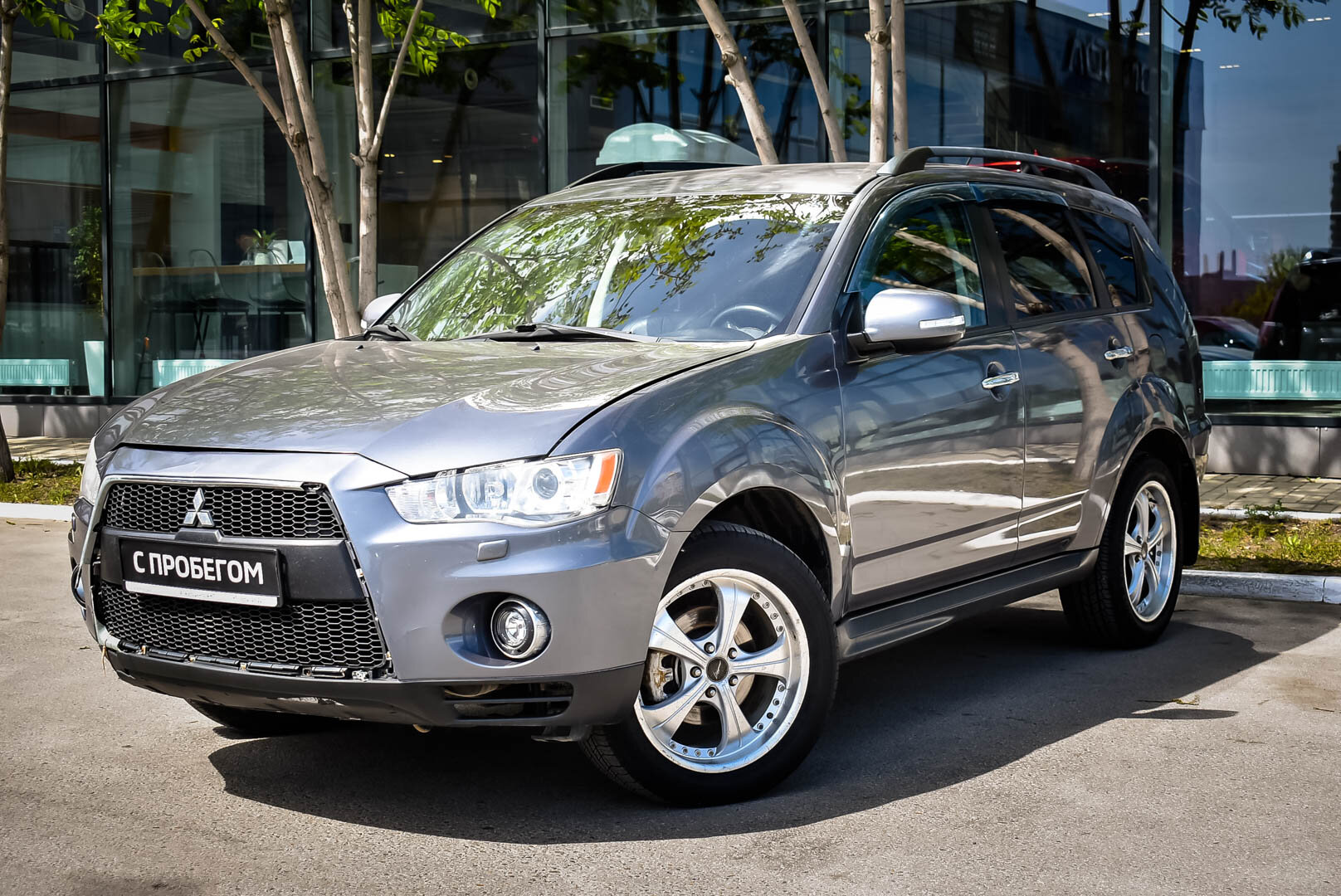 Mitsubishi Outlander, II Рестайлинг 2.4 CVT (170 л.с.) 4WD 2012