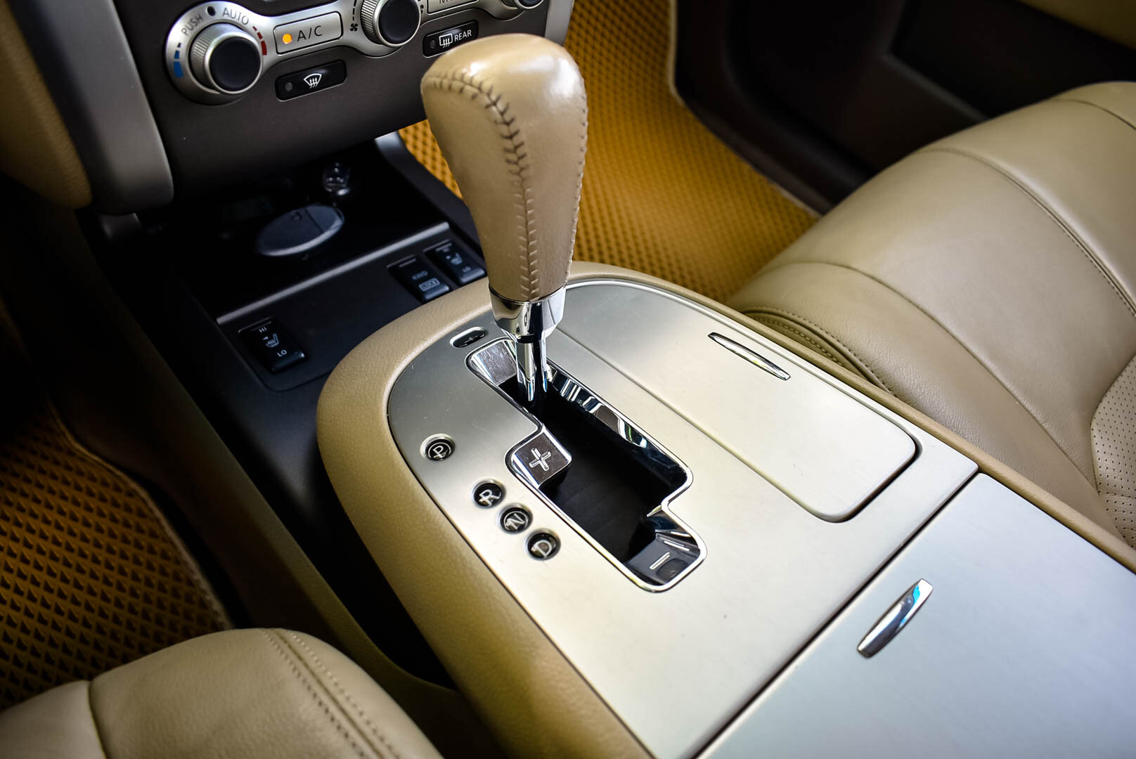 Nissan Murano, II (Z51) Рестайлинг 2 3.5 CVT (249 л.с.) 4WD 2012