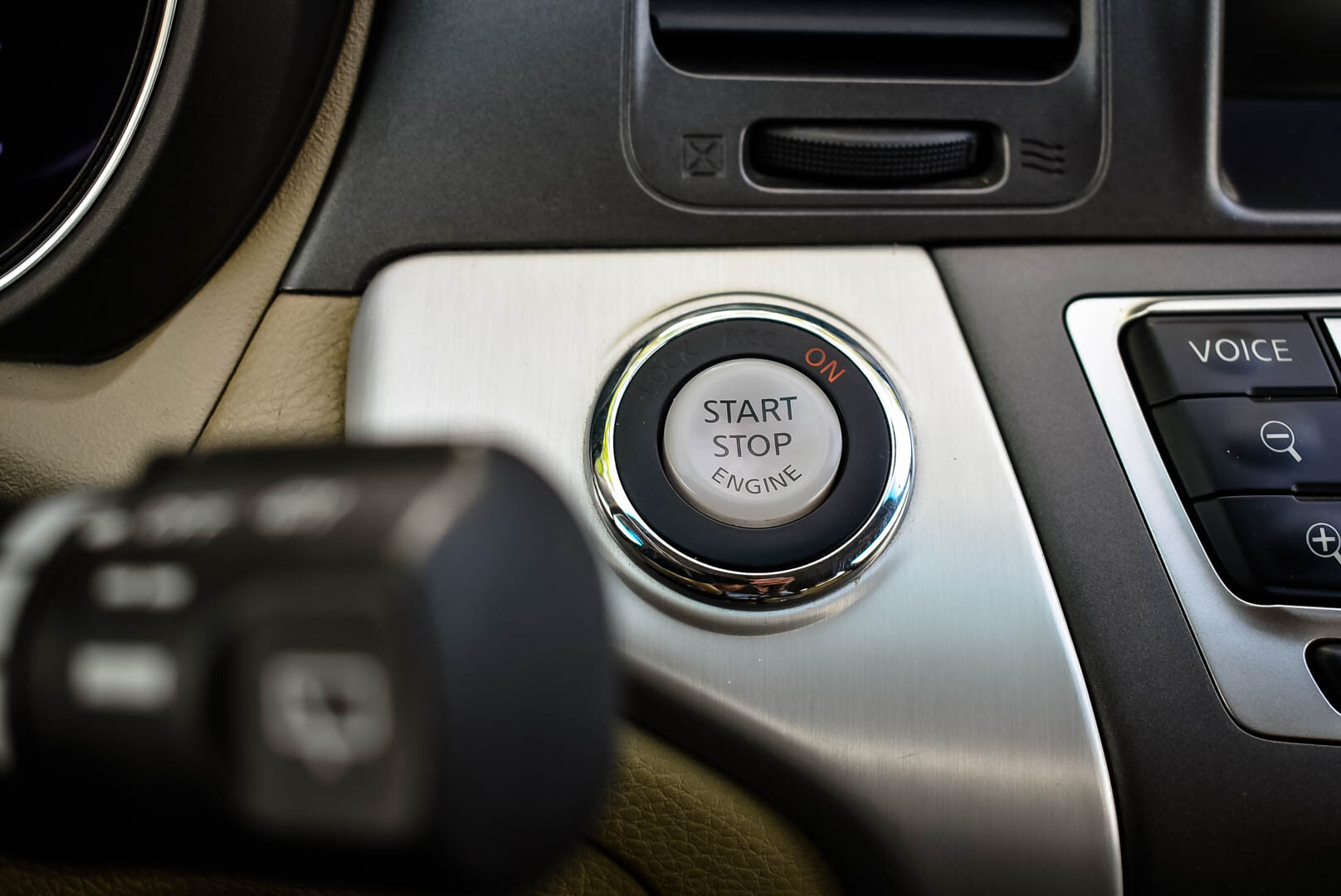Nissan Murano, II (Z51) Рестайлинг 2 3.5 CVT (249 л.с.) 4WD 2012