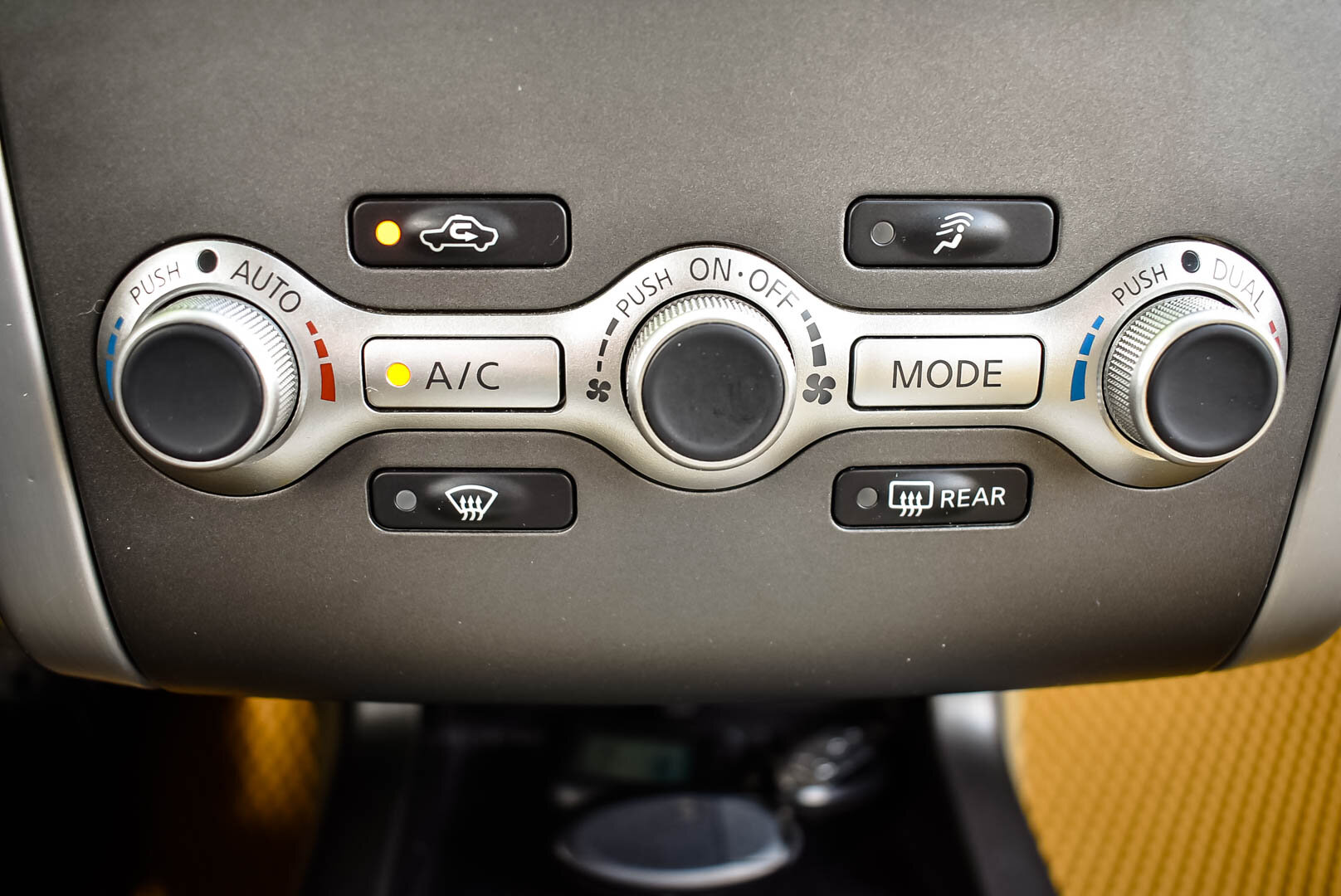 Nissan Murano, II (Z51) Рестайлинг 2 3.5 CVT (249 л.с.) 4WD 2012