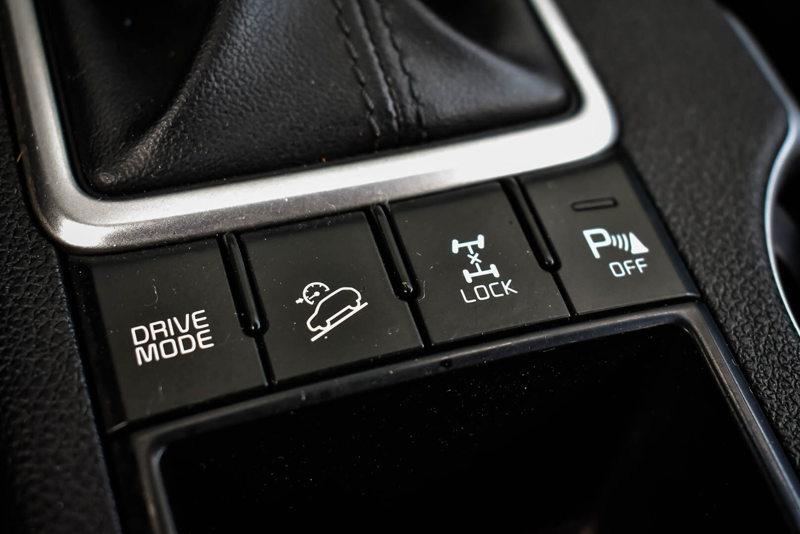Kia Sportage, IV Рестайлинг 2.4 AT (184 л.с.) 4WD 2019