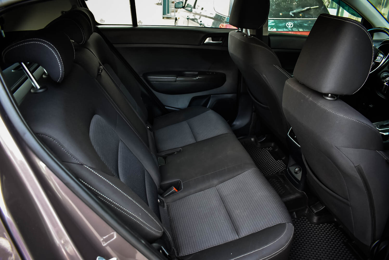 Kia Sportage, IV Рестайлинг 2.4 AT (184 л.с.) 4WD 2019