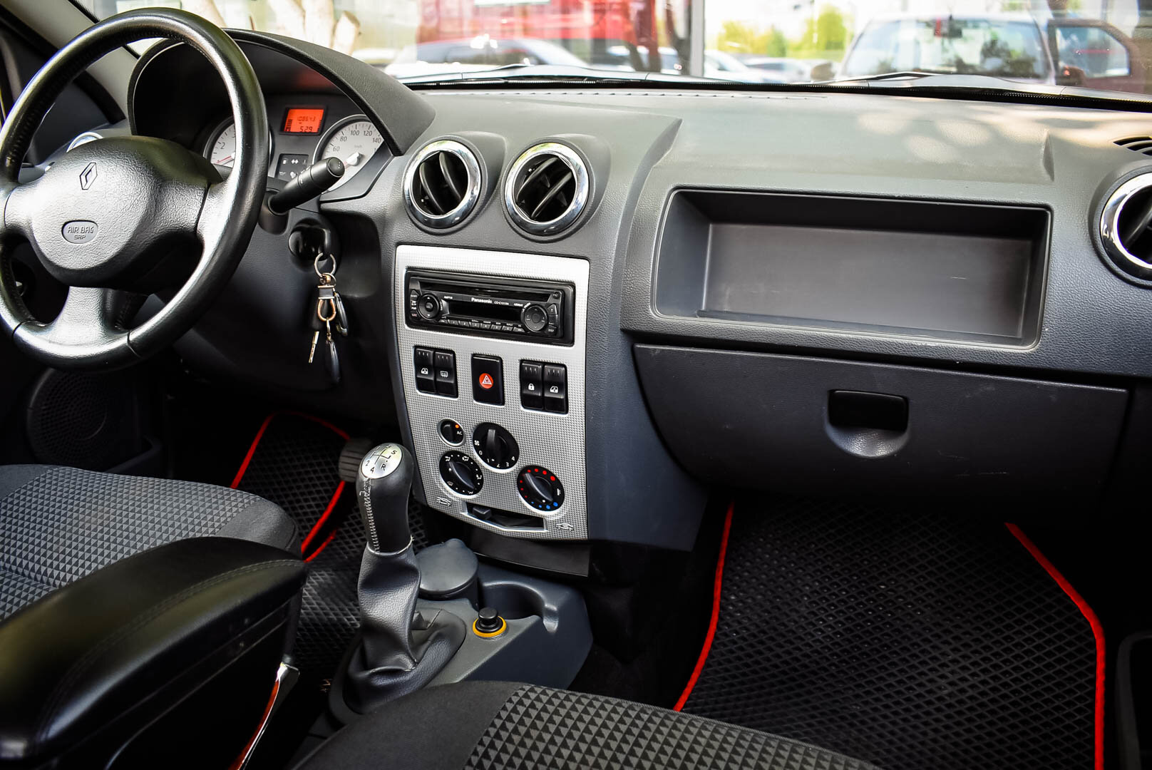 Renault Logan, I 1.6 MT (87 л.с.) 2008