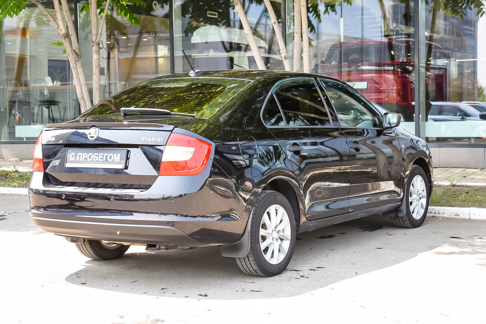 Skoda Rapid, I 1.6 AT (110 л.с.) 2017