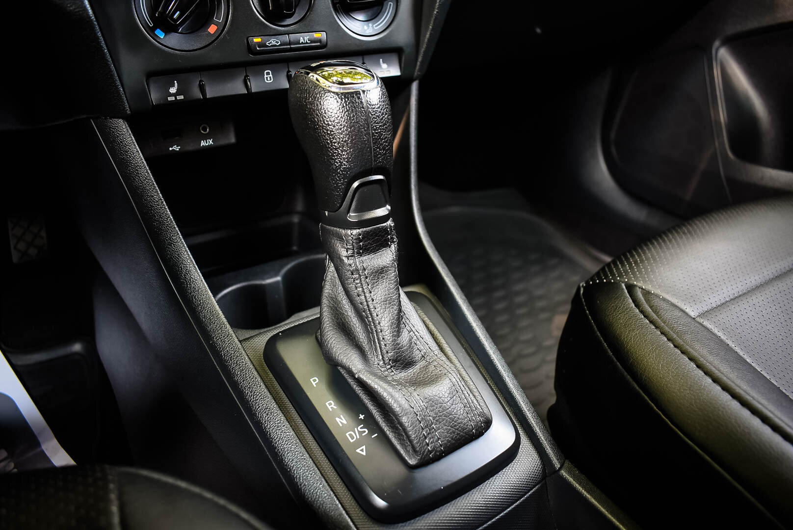 Skoda Rapid, I 1.6 AT (110 л.с.) 2017