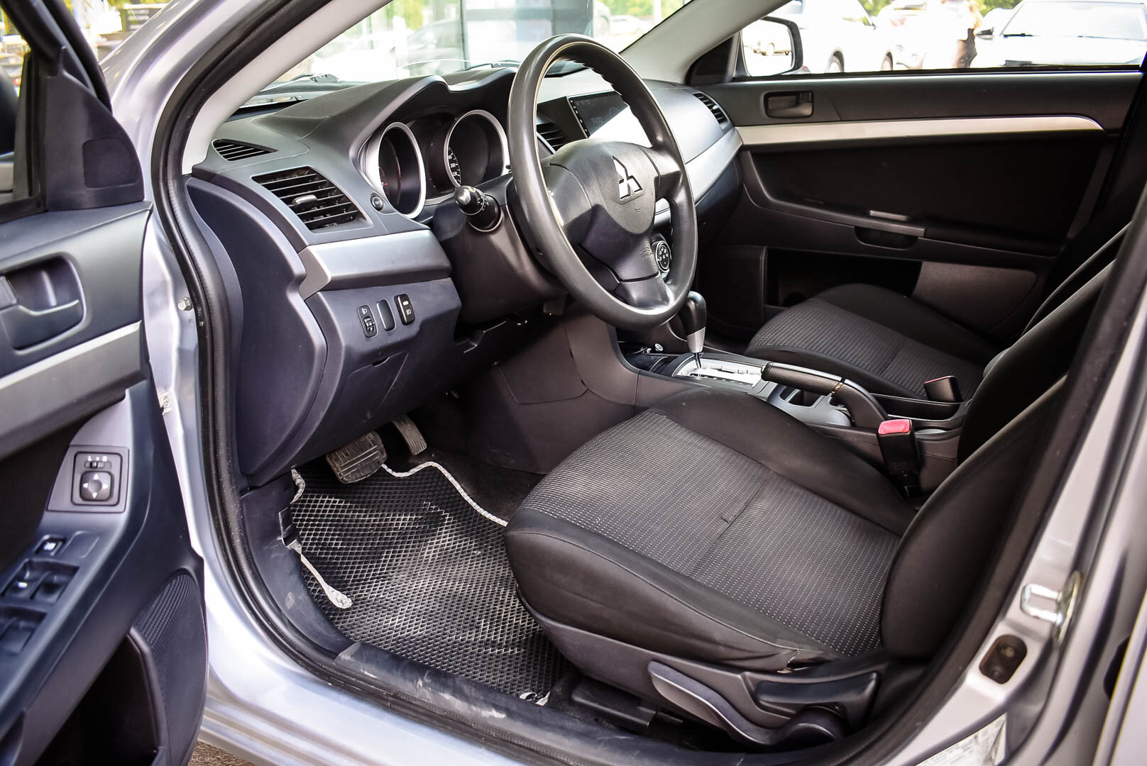 Mitsubishi Lancer, X 1.5 AT (109 л.с.) 2010