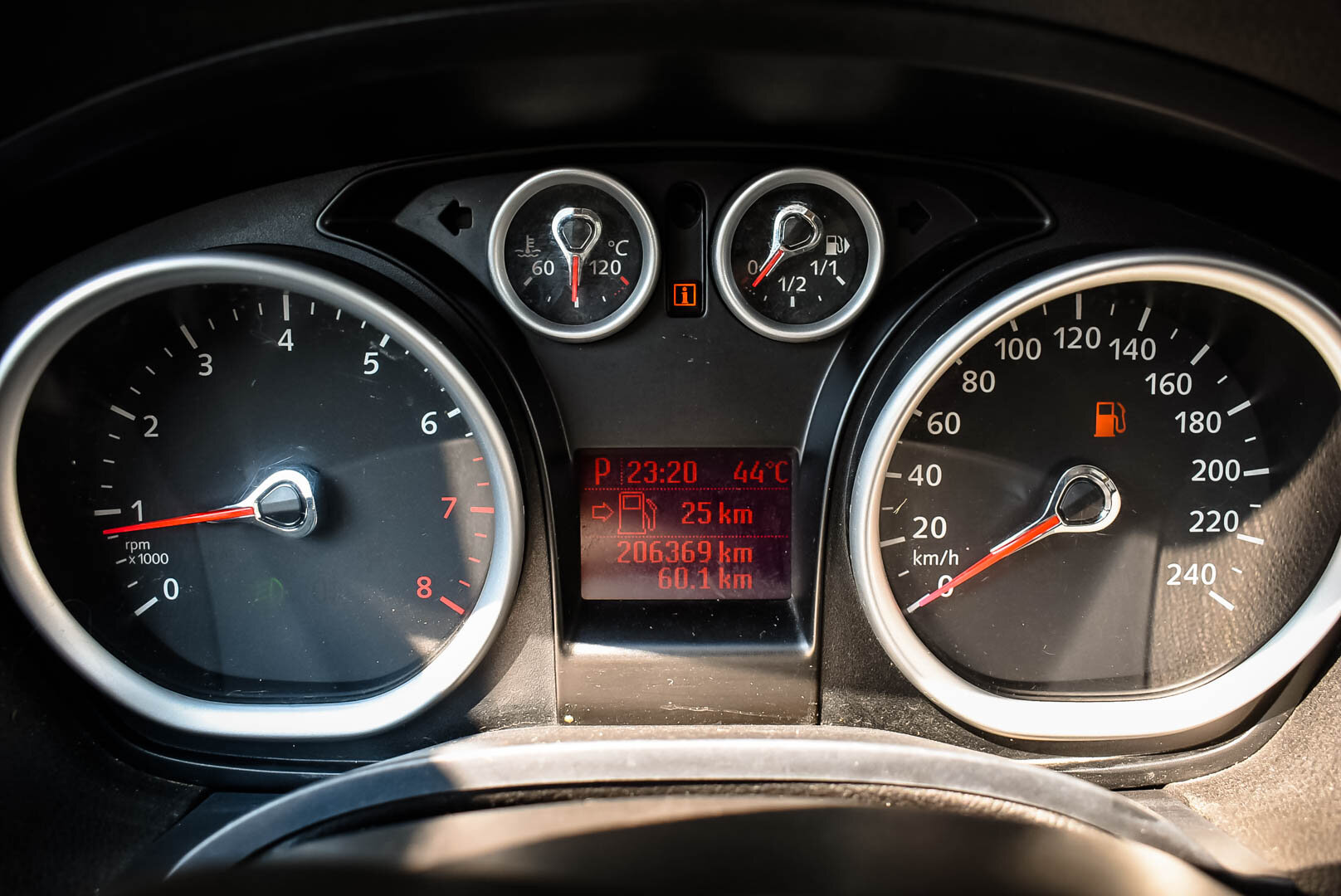 Ford Kuga, I 2.5 AT (200 л.с.) 4WD 2010