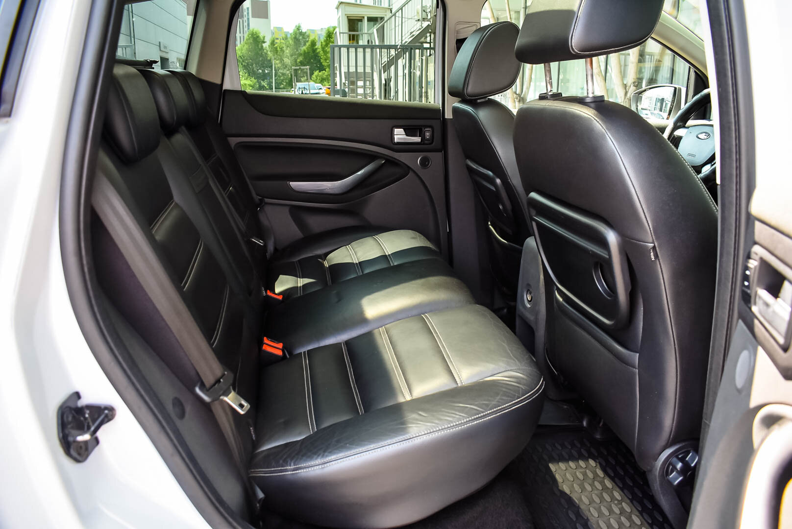 Ford Kuga, I 2.5 AT (200 л.с.) 4WD 2010