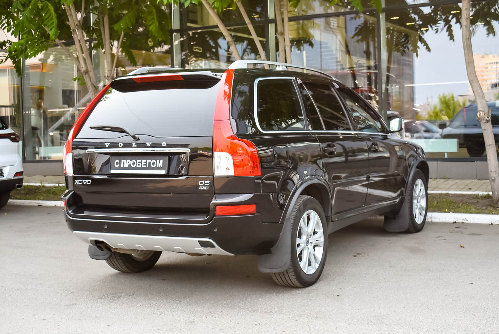 Volvo XC90, I Рестайлинг 2.4d AT (200 л.с.) 4WD 2013