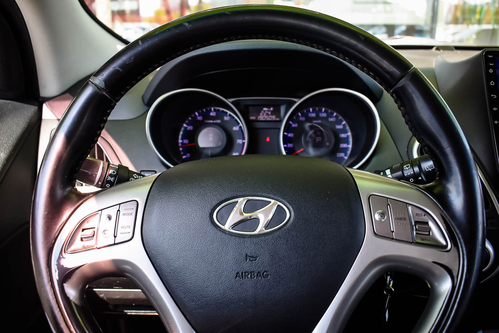 Hyundai ix35, I 2.0 AT (150 л.с.) 2013