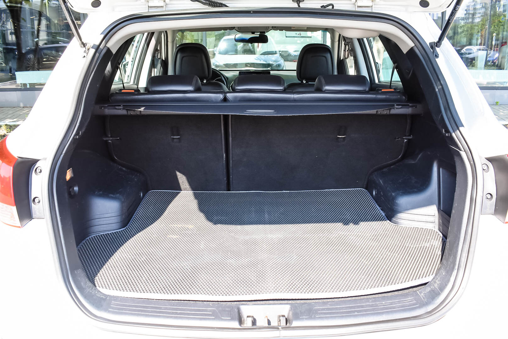 Hyundai ix35, I 2.0 AT (150 л.с.) 2013