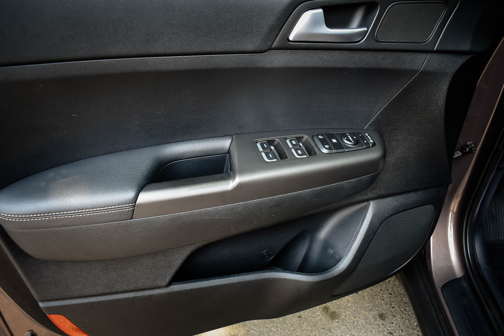 Kia Sportage, IV Рестайлинг 2.0 AT (150 л.с.) 2020