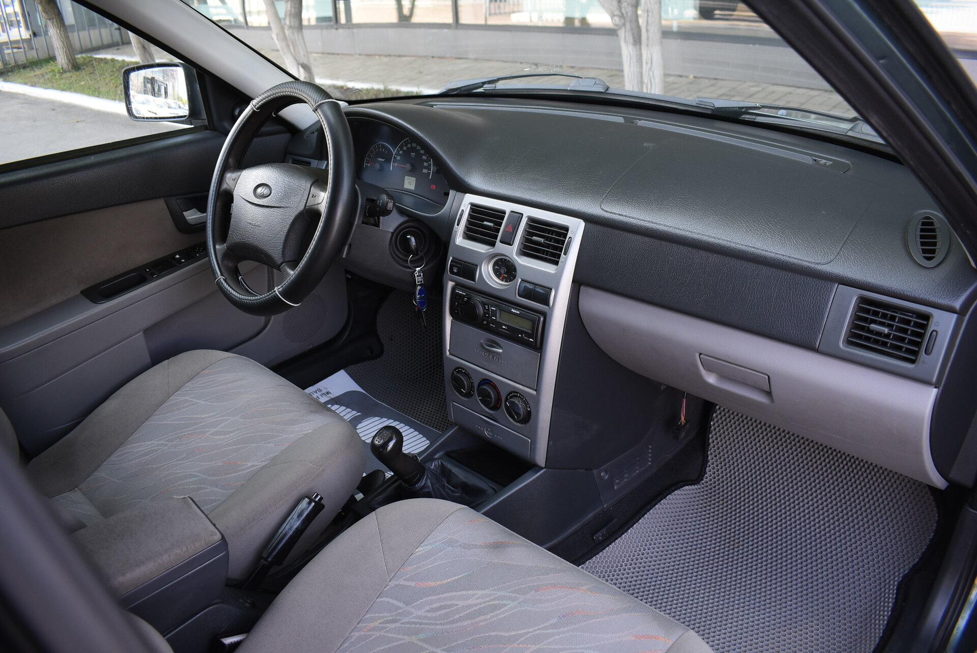 Lada (ВАЗ) Priora, I 1.6 MT (98 л.с.) 2008