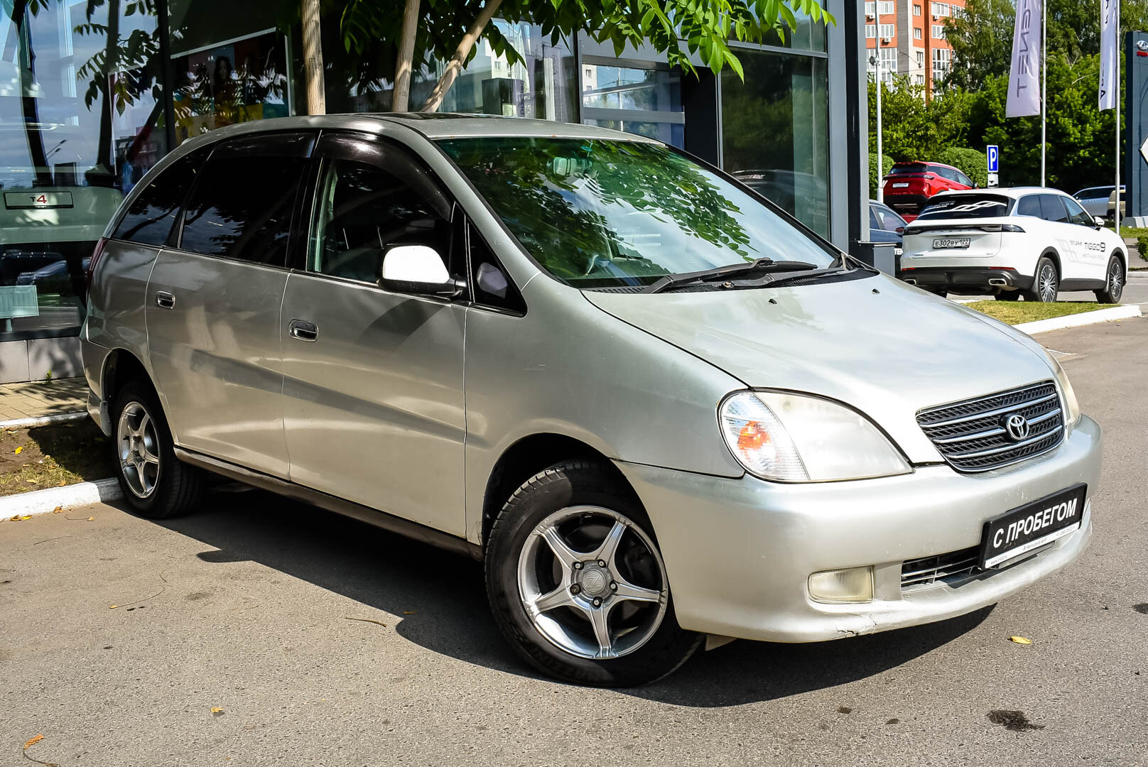 Toyota Nadia, I 2.0 AT (145 л.с.) 2000