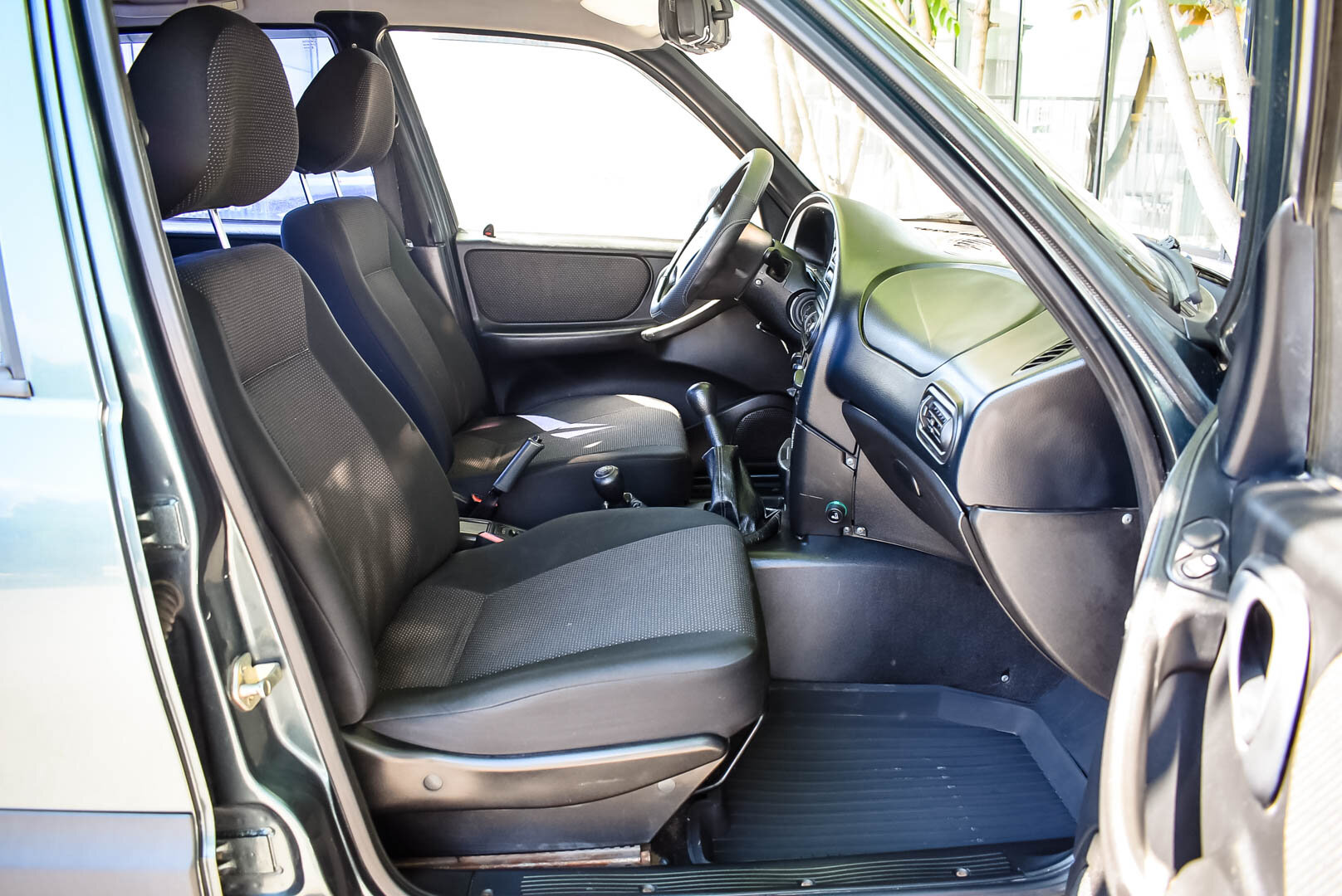 Chevrolet Niva, I 1.7 MT (80 л.с.) 4WD 2007