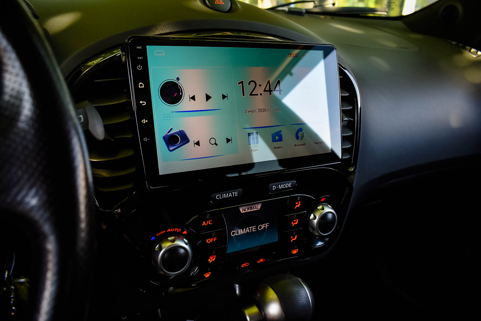 Nissan Juke, I 1.6 CVT (117 л.с.) 2014
