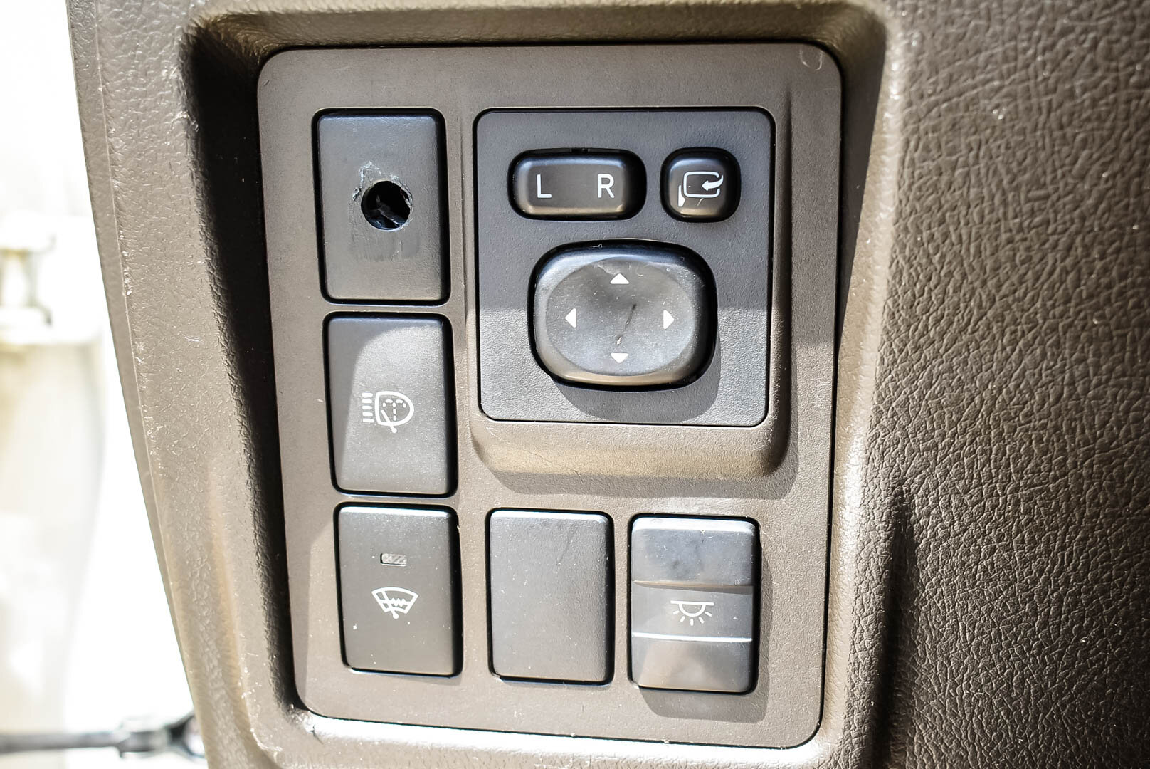 Toyota Land Cruiser Prado, 150 Series 4.0 AT (282 л.с.) 4WD 2009