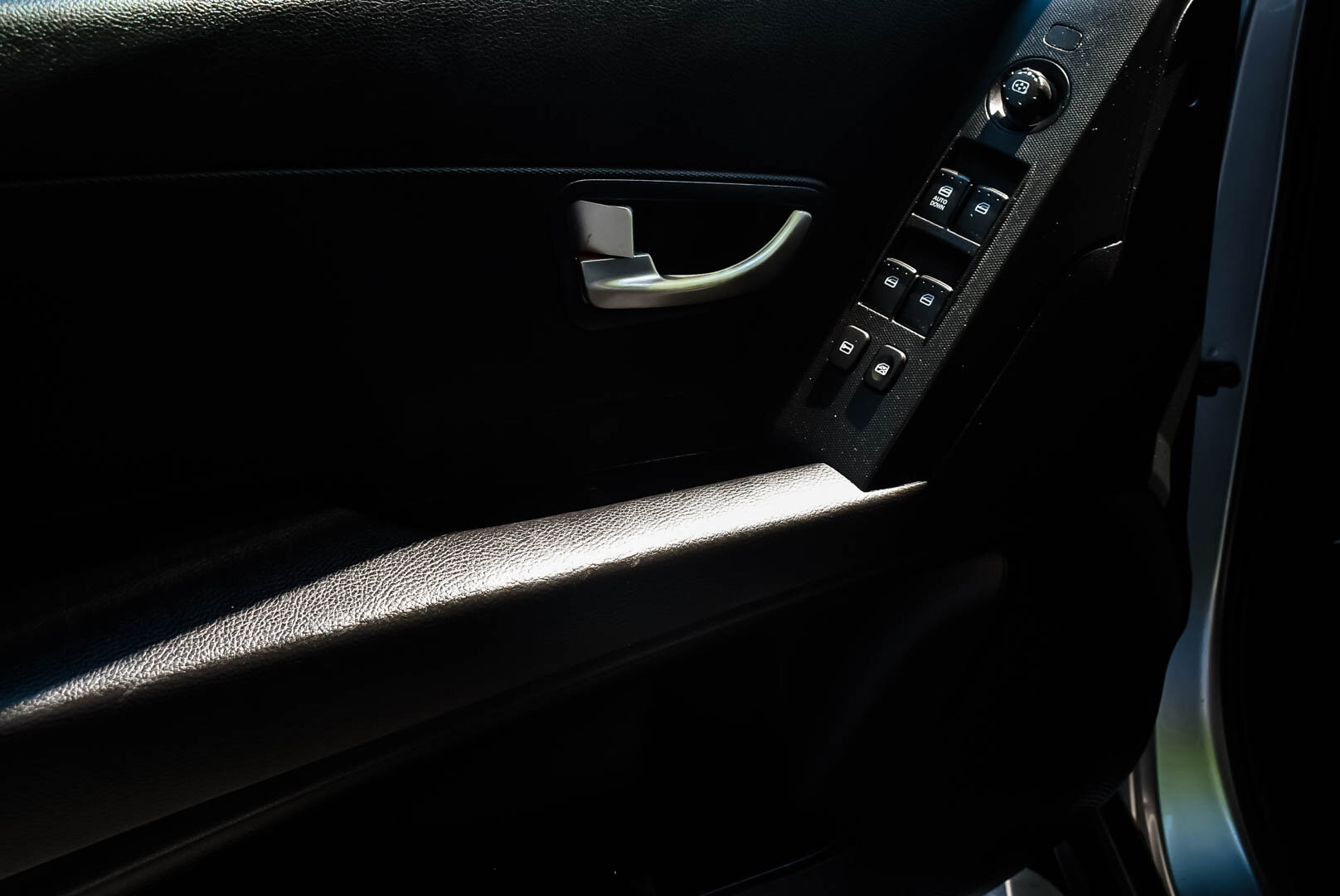 SsangYong Actyon, II 2.0d AT (149 л.с.) 2011