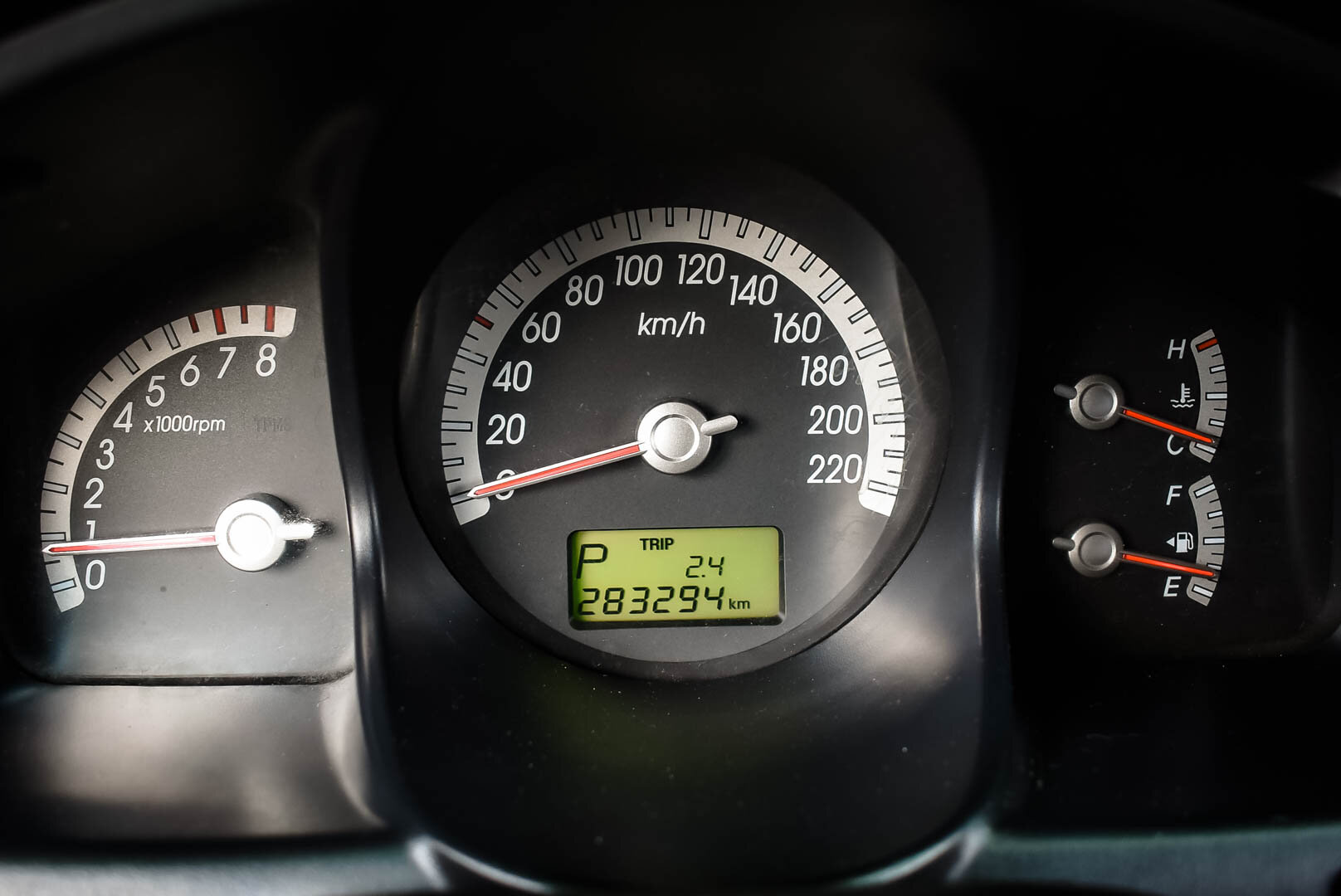 Kia Sportage, II 2.0 AT (141 л.с.) 4WD 2008