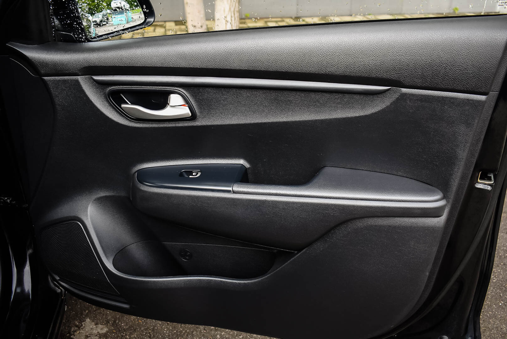 Kia Rio, IV Рестайлинг 1.6 AT (123 л.с.) 2020