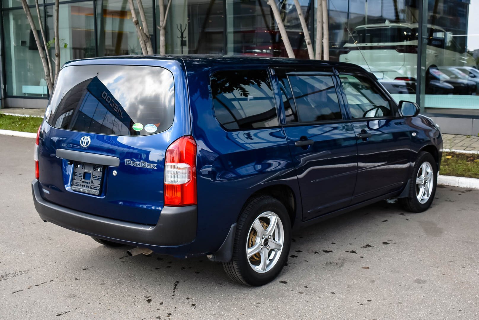 Toyota Probox, I Рестайлинг 1.5 CVT (109 л.с.) 2020