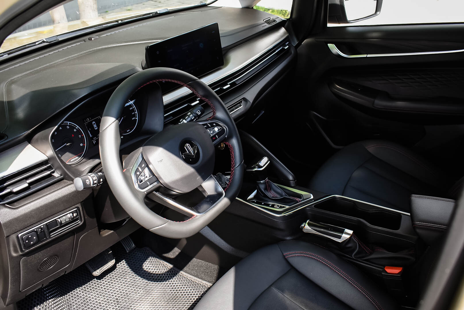 Livan X3 Pro, I 1.5 CVT (103 л.с.) 2023